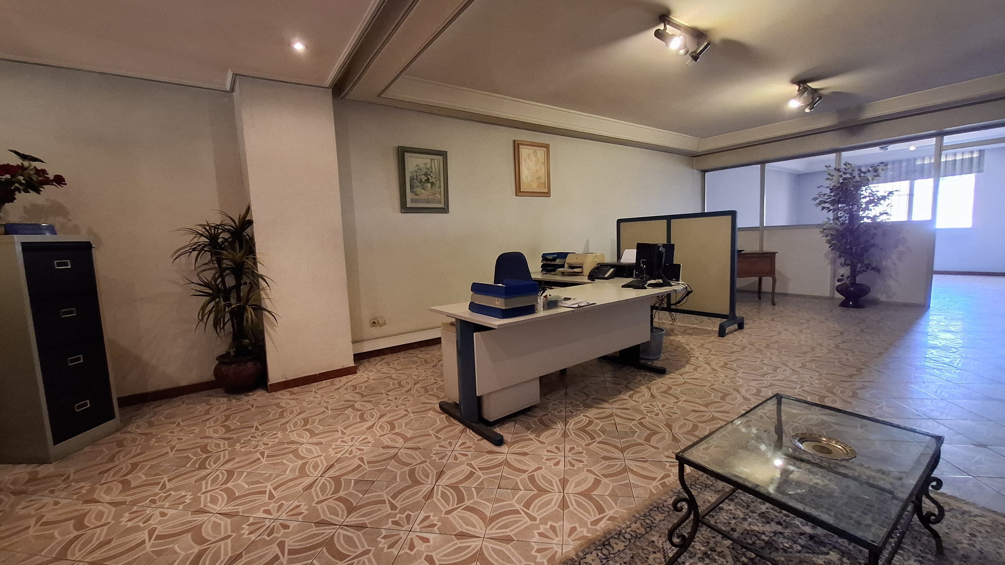 Bureau — Casablanca — 4