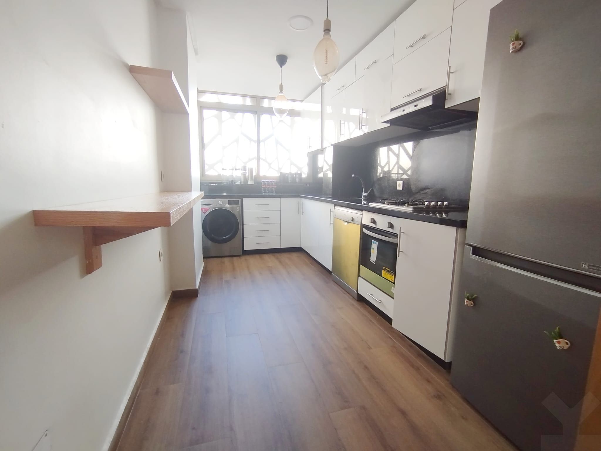 Appartement 96 m² à Polo (Ain Chok) — 9