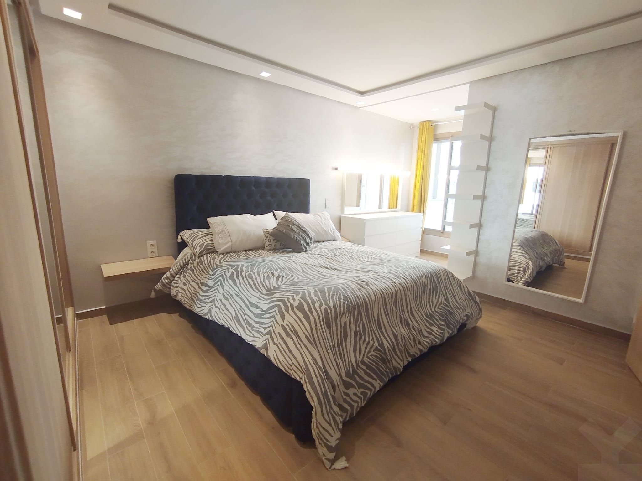 Appartement 96 m² à Polo (Ain Chok) — 7