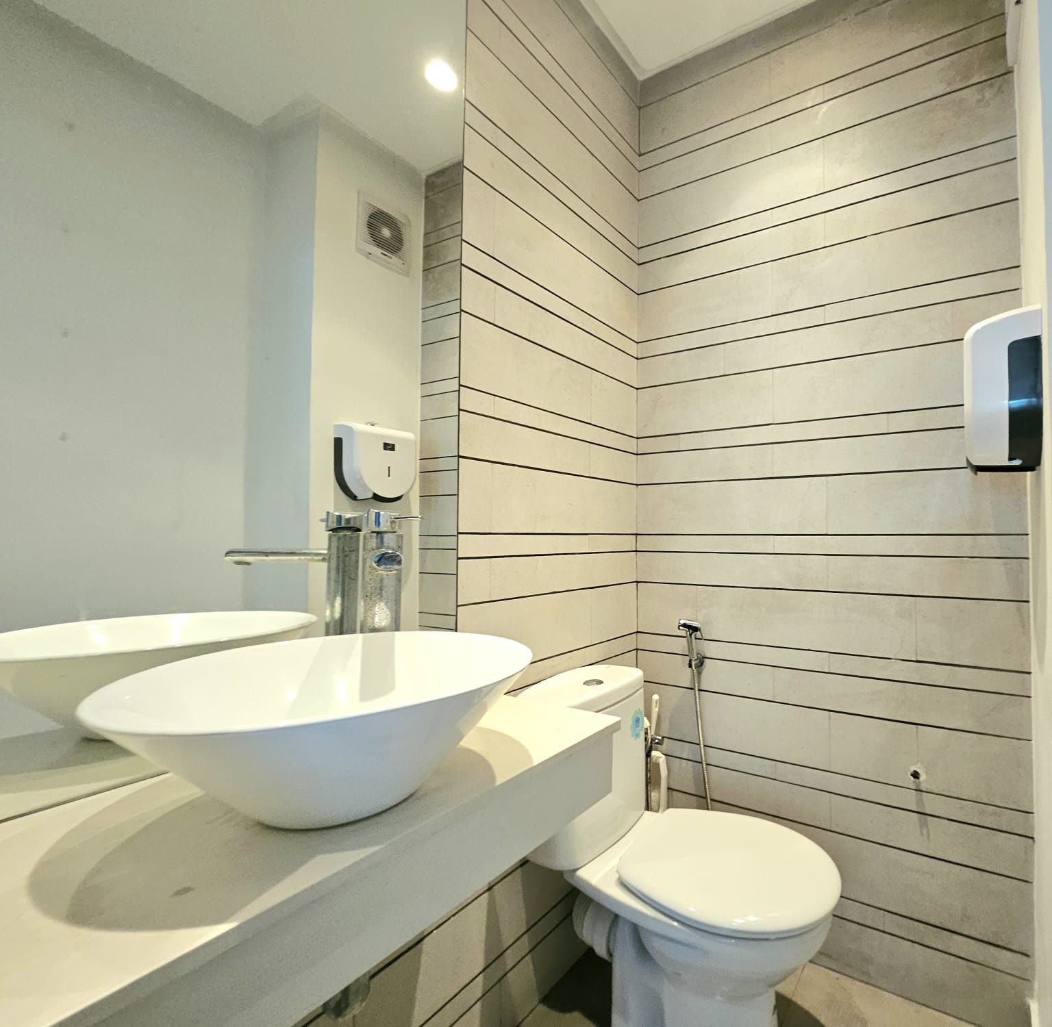 Bureau 220 m² f Gauthier — 8