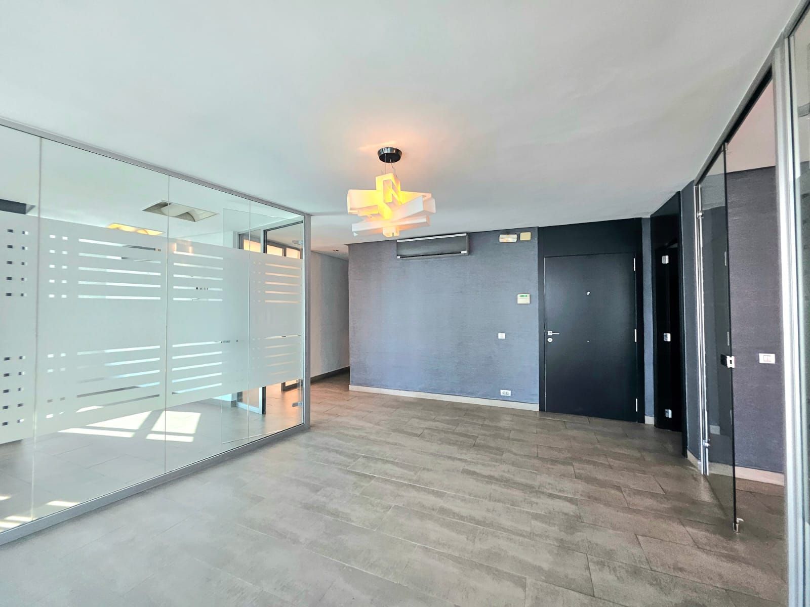Bureau 220 m² f Gauthier — 7