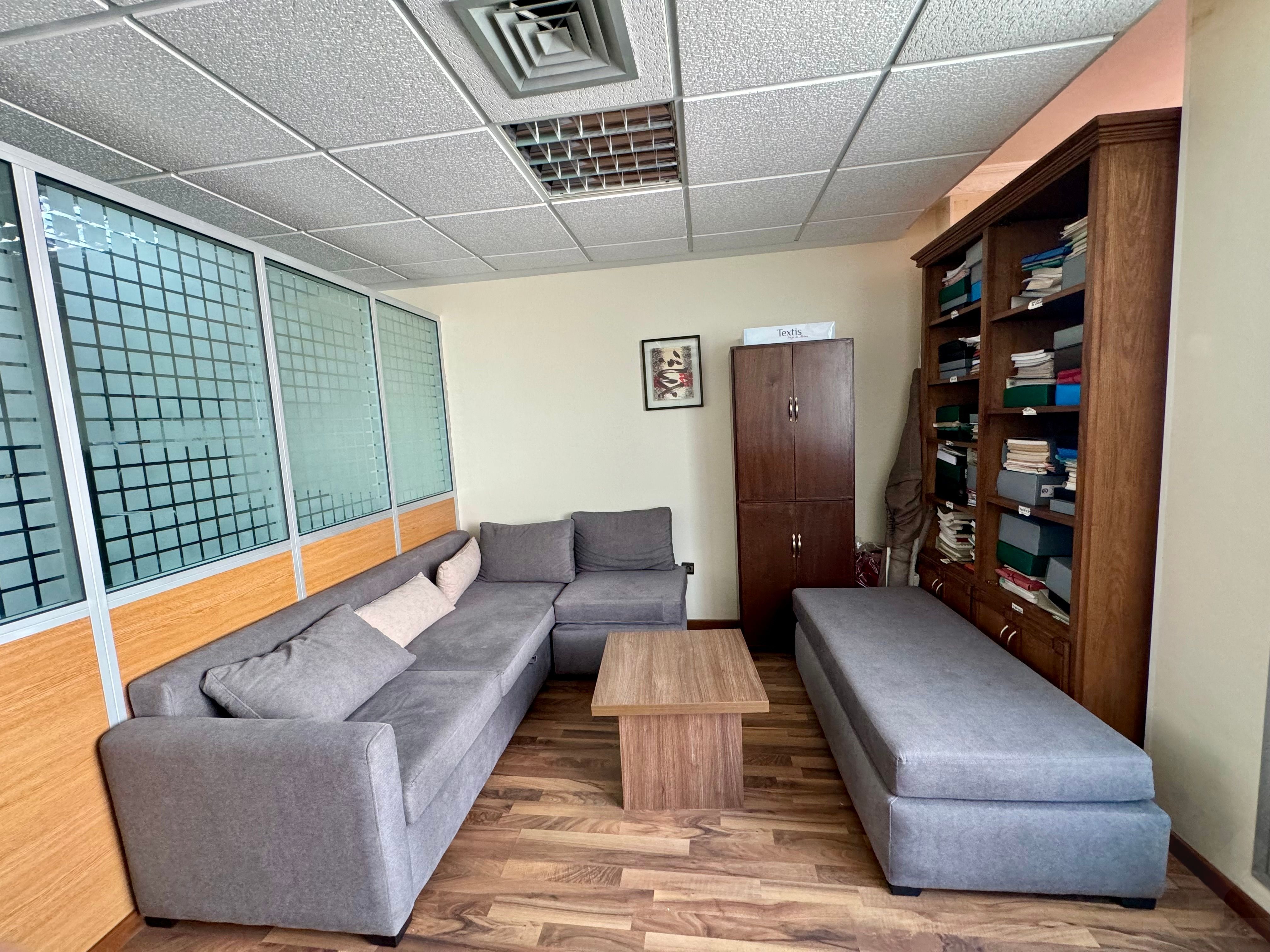 Bureau — Casablanca — 5