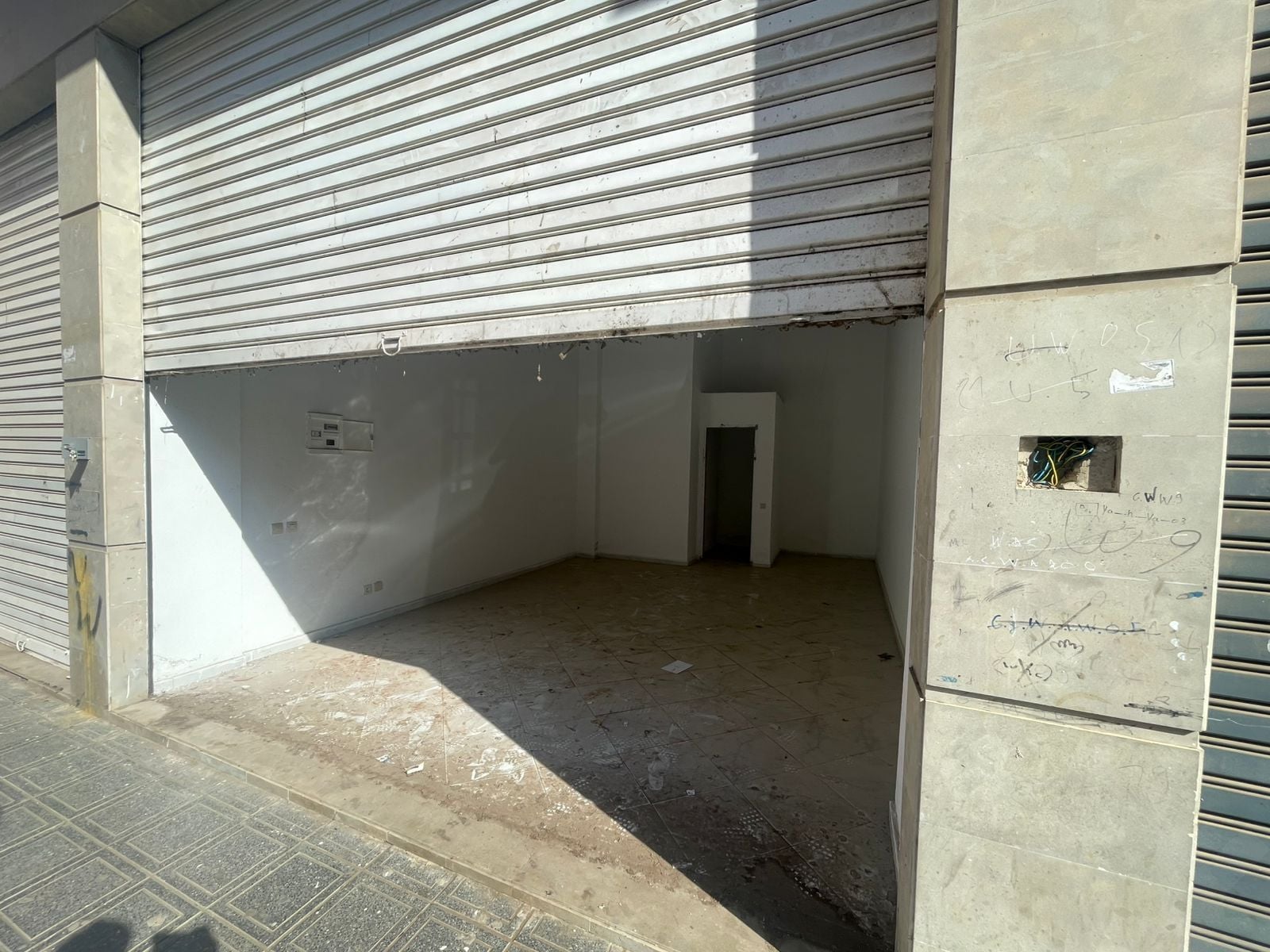 Local commercial — Casablanca — 4