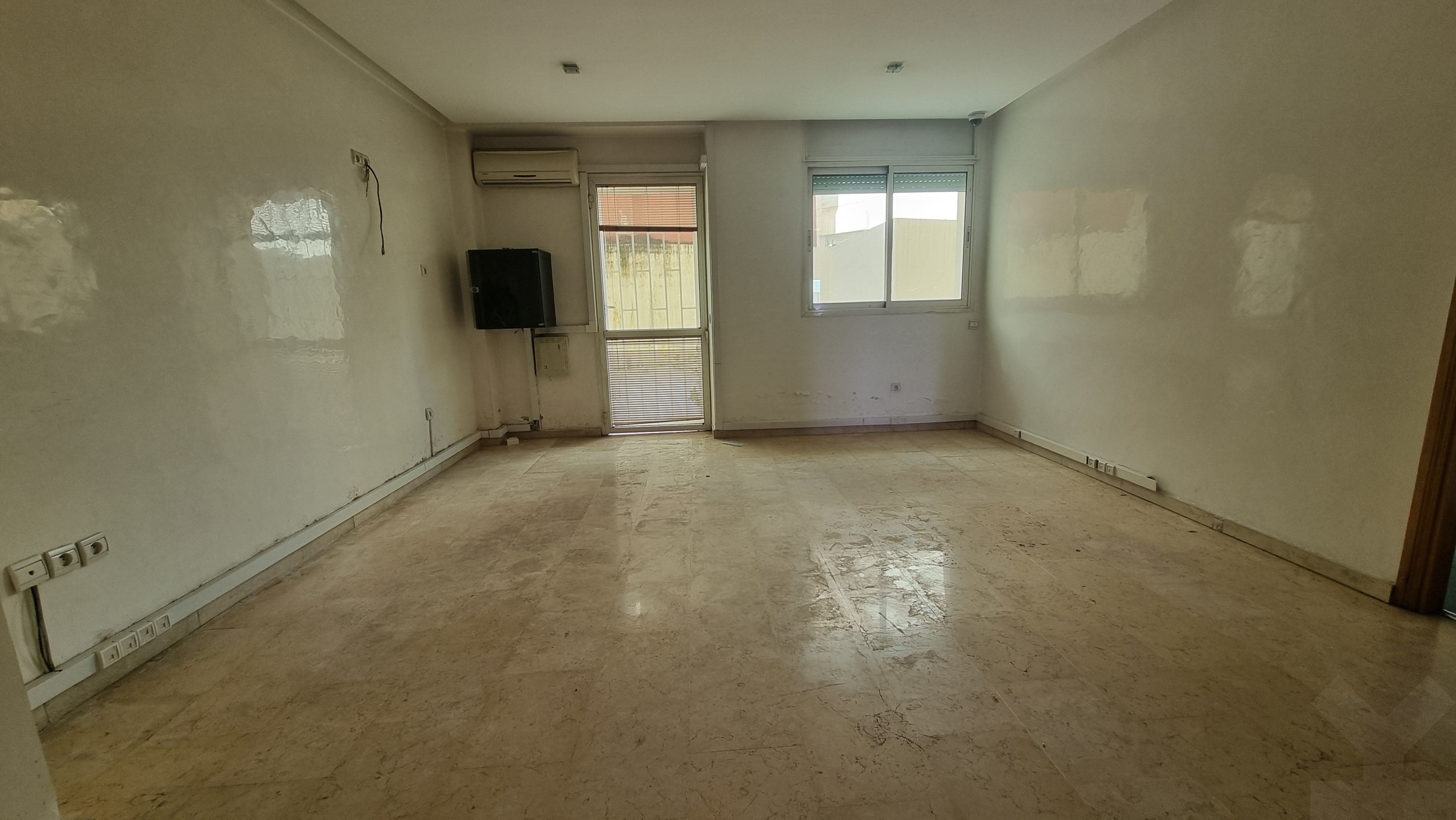 Bureau 104 m² à Plateau — 8