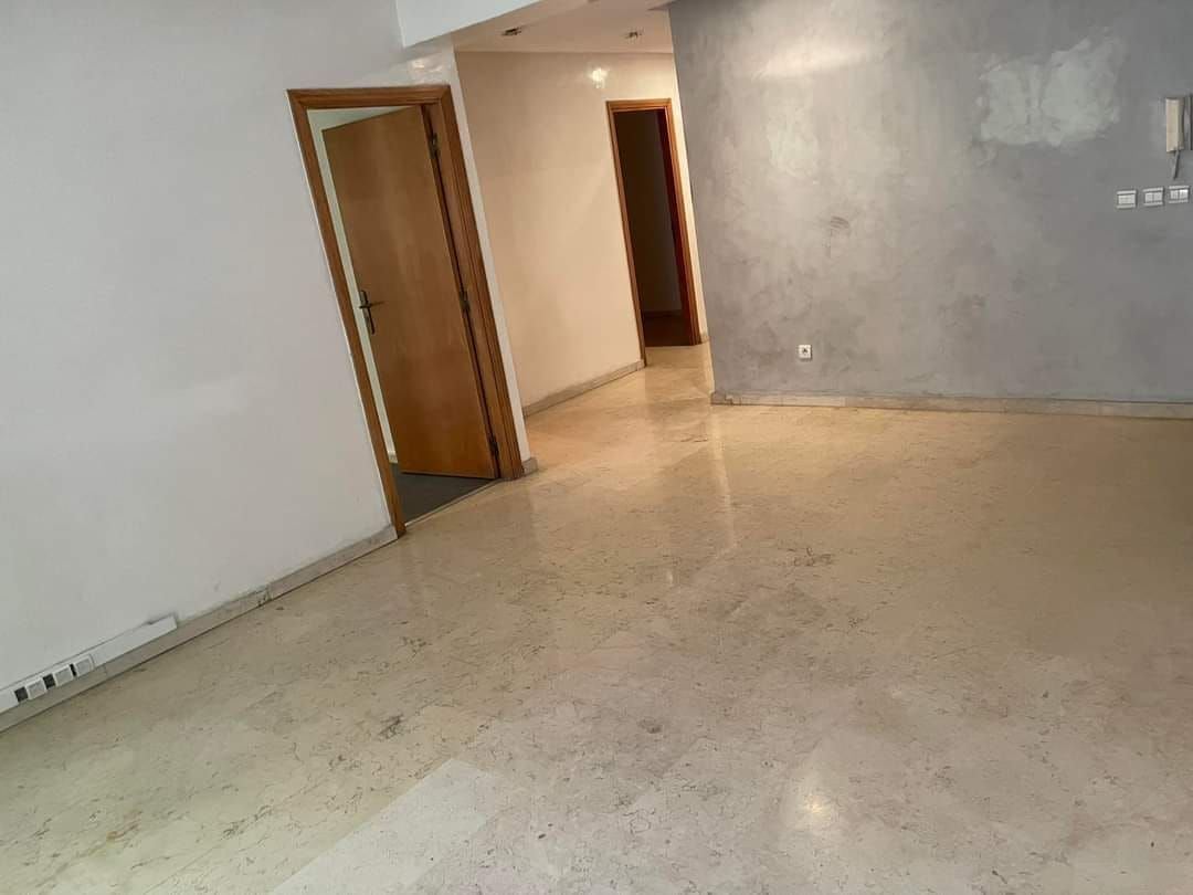 Bureau 104 m² à Plateau — 3