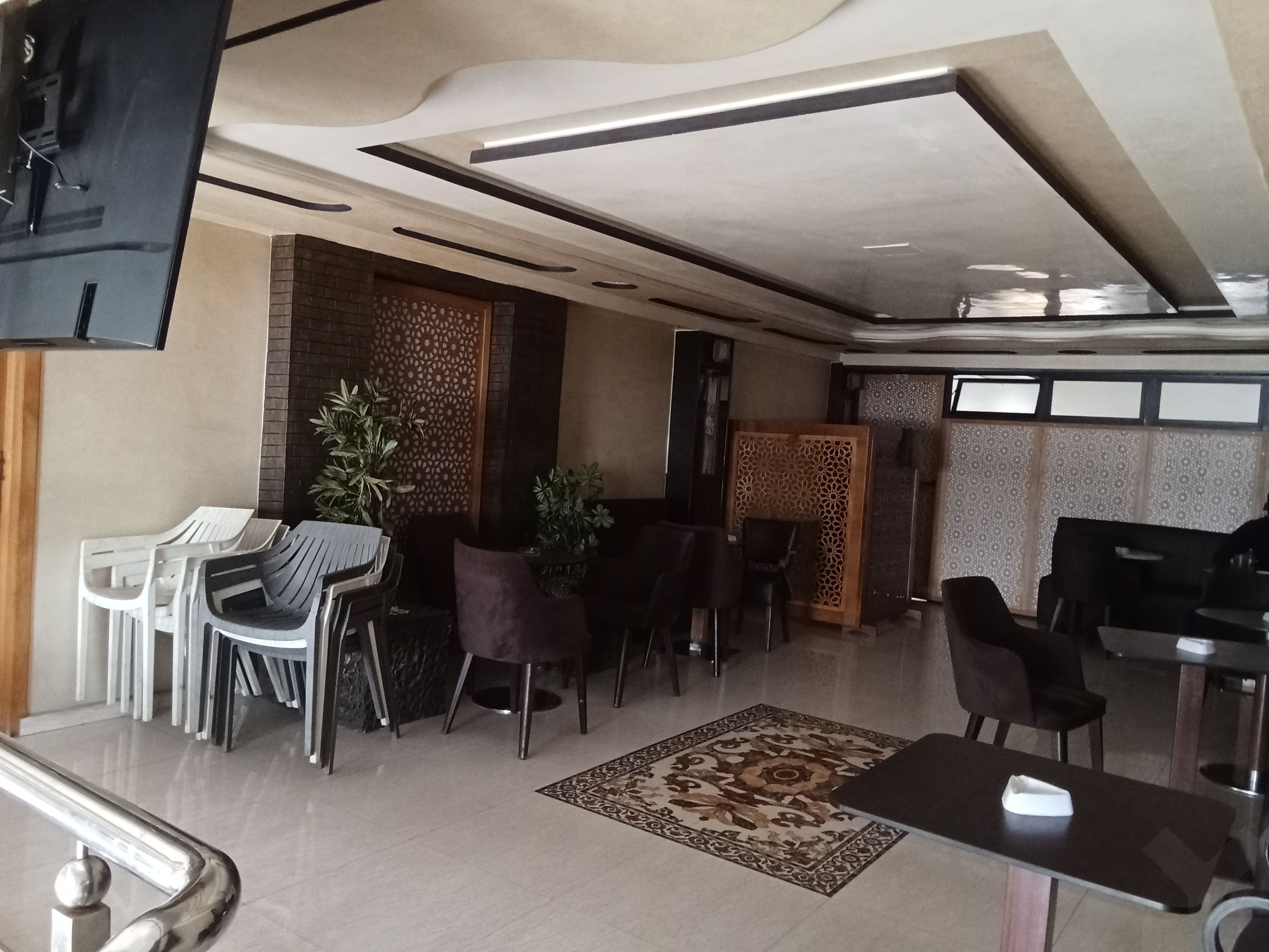 Local commercial — Casablanca