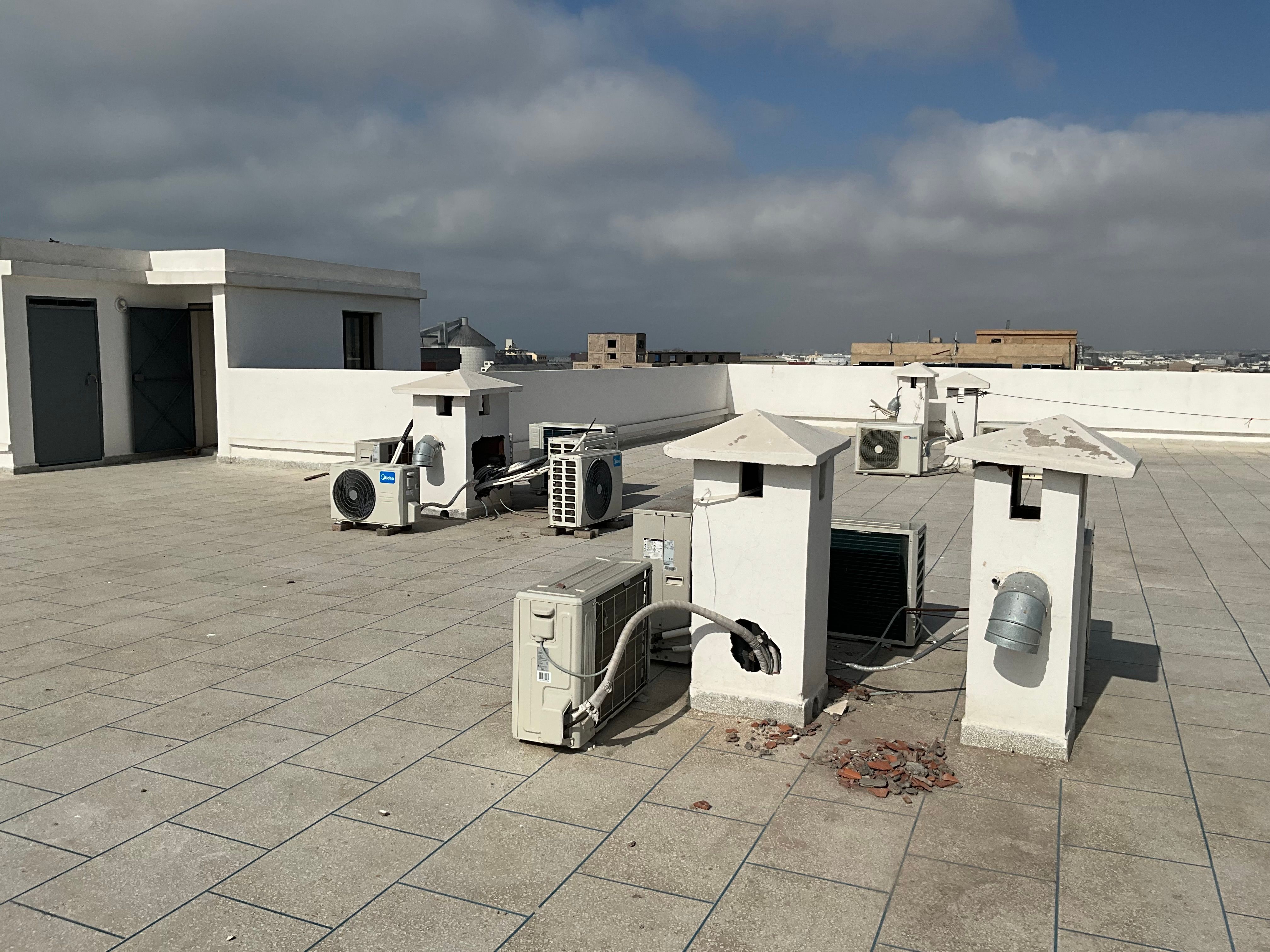 Bureau 71 m² à Hay Mohammadi — 9