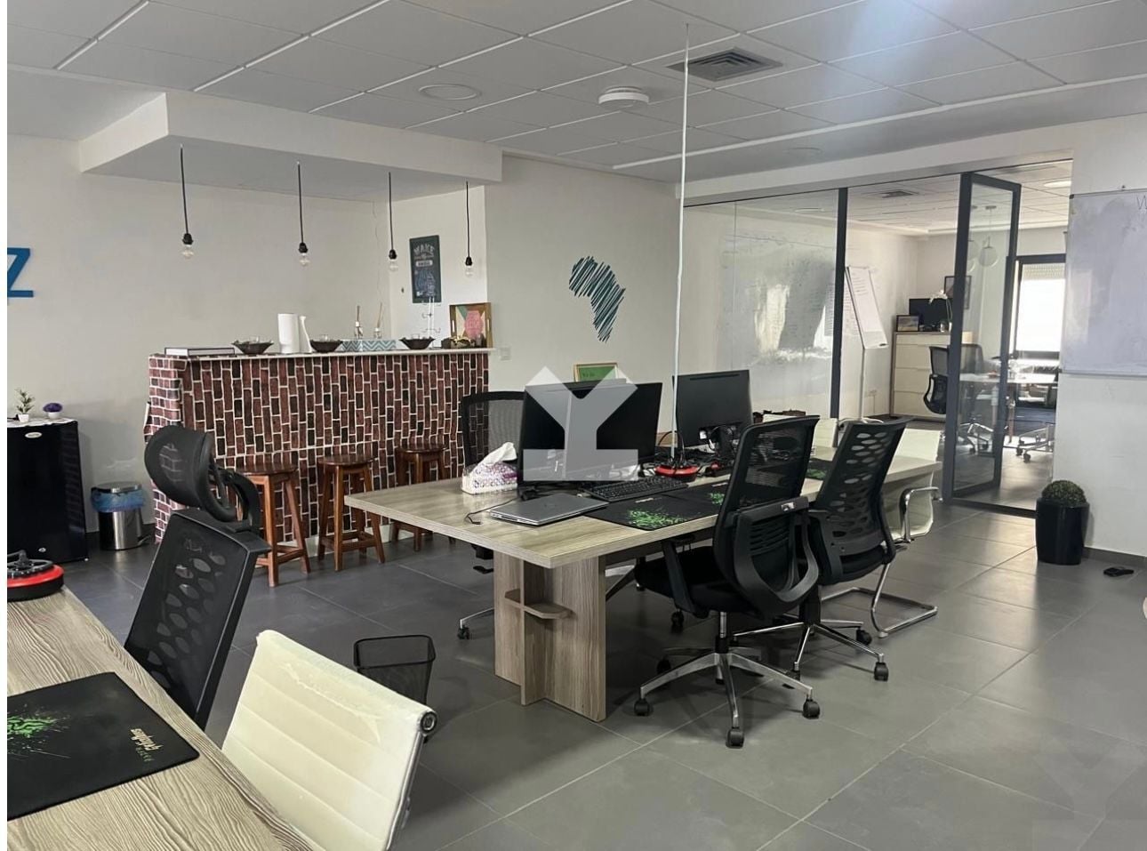 Bureau — Casablanca — 3