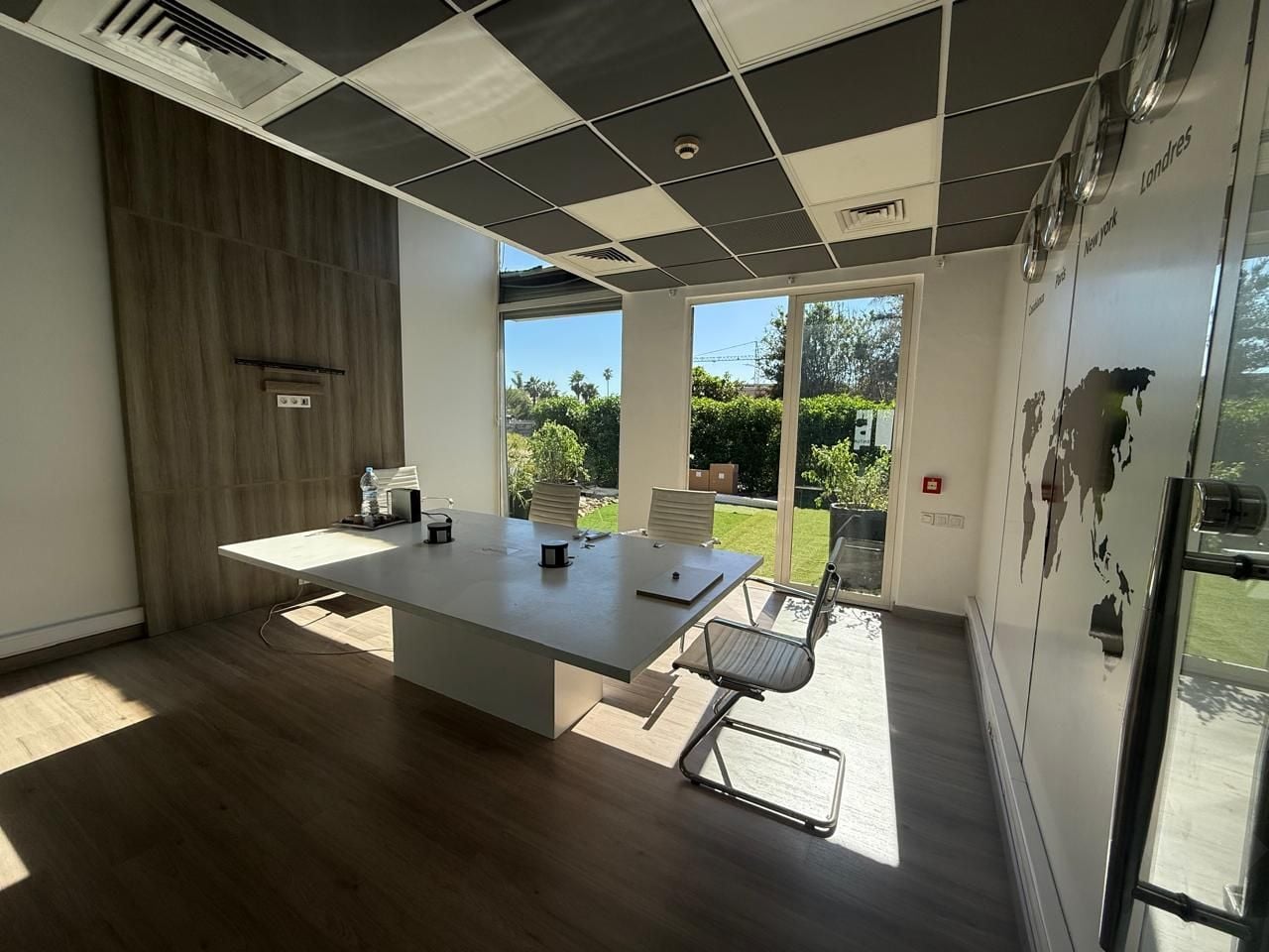 Bureau — Casablanca — 2