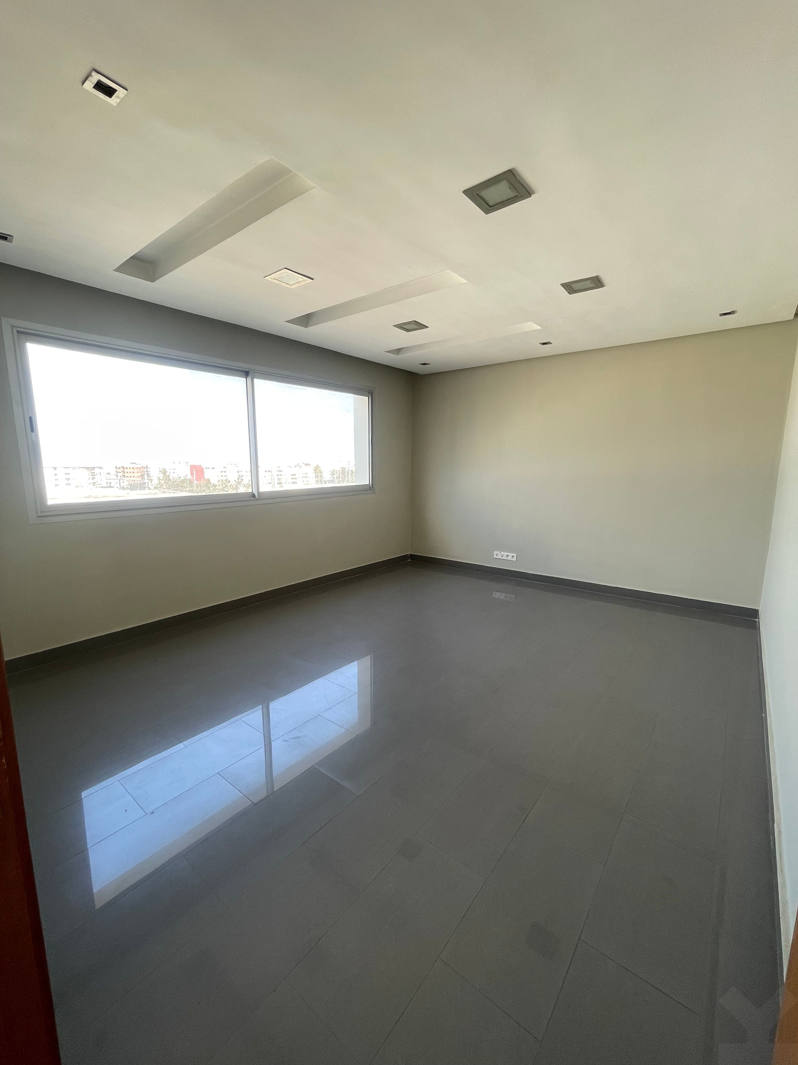 Bureau — Casablanca — 6