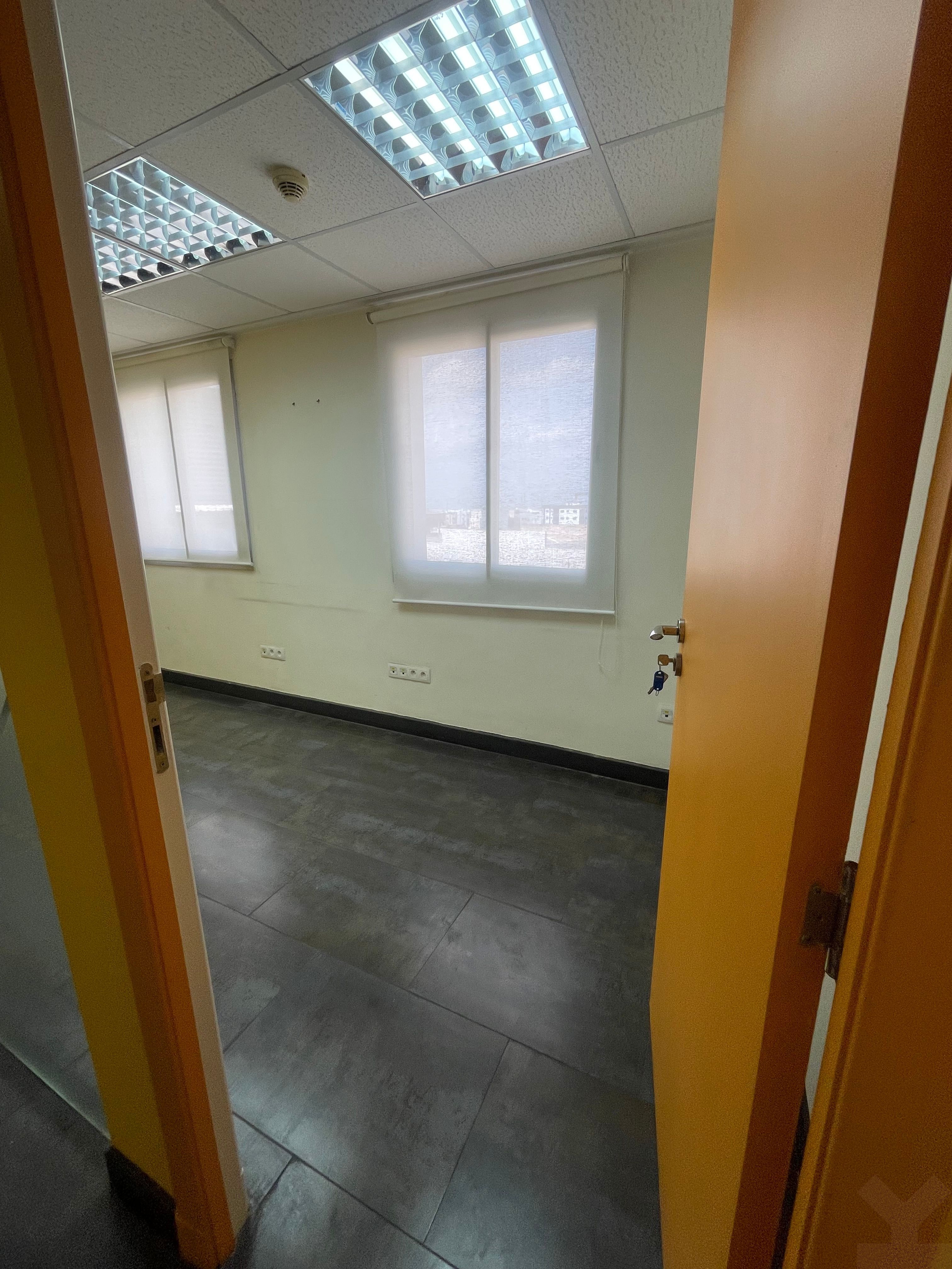 Bureau 350 m² à Ain Sebaa — 18
