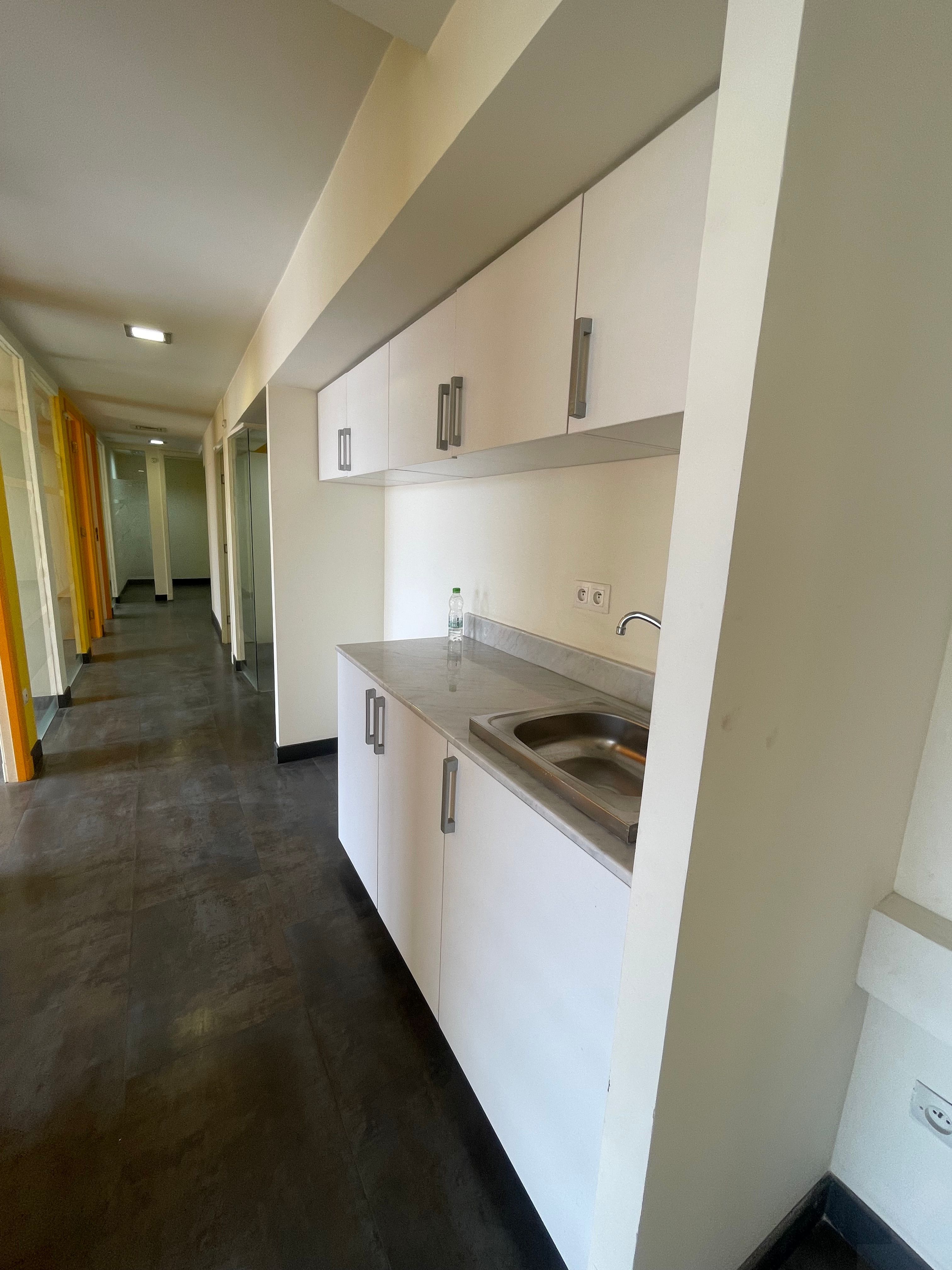 Bureau 350 m² à Ain Sebaa — 11