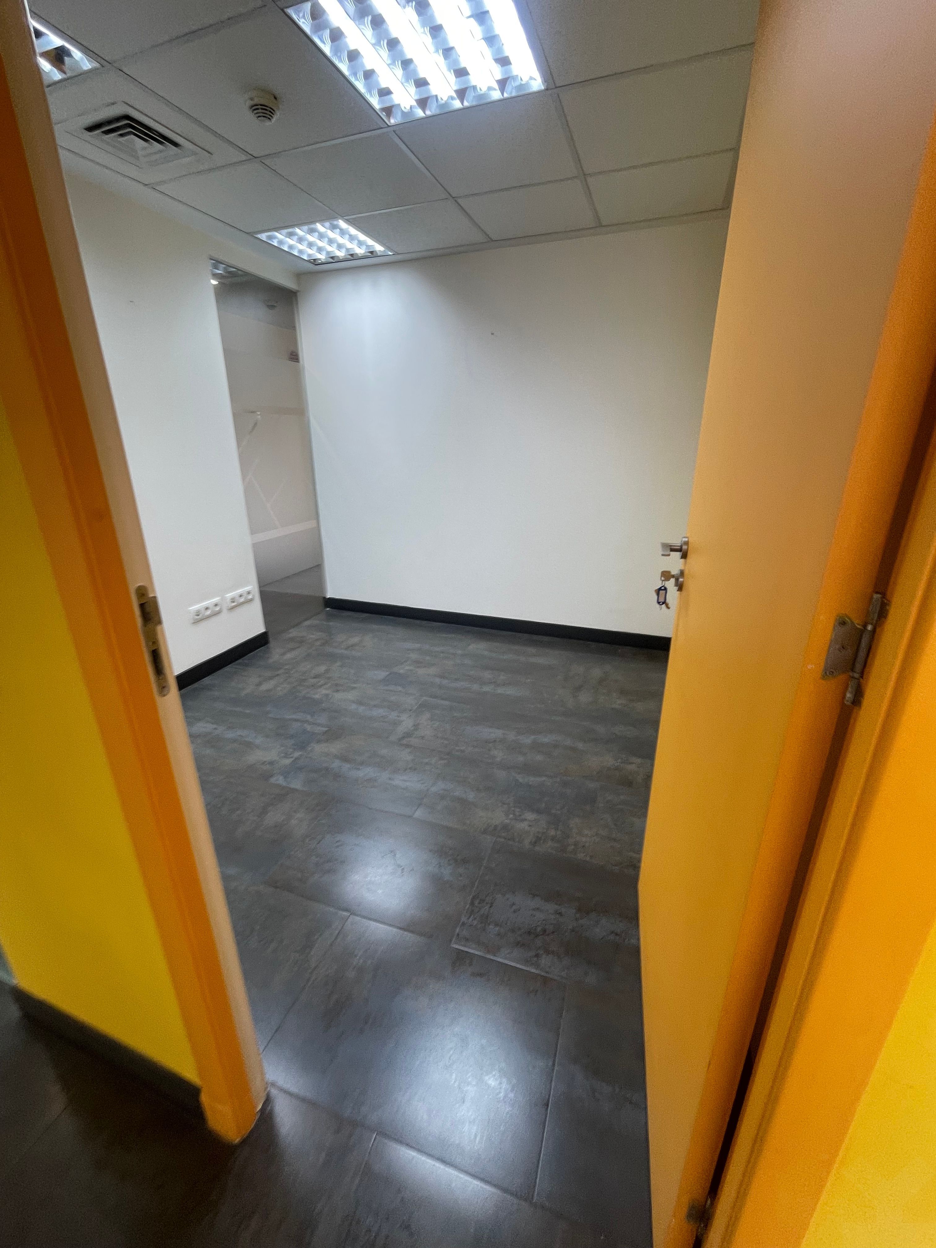 Bureau 350 m² à Ain Sebaa — 12