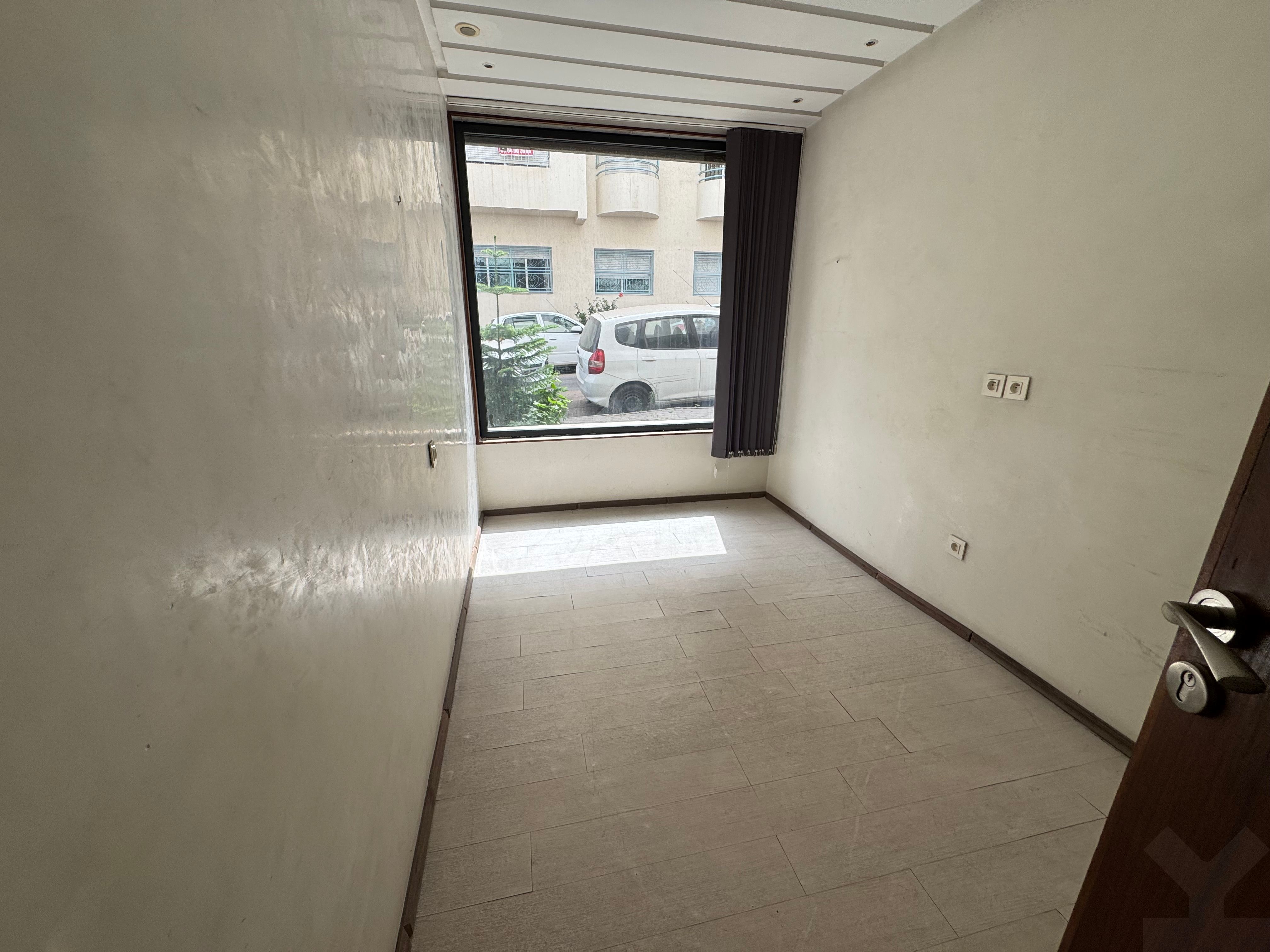 Local commercial — Casablanca — 5