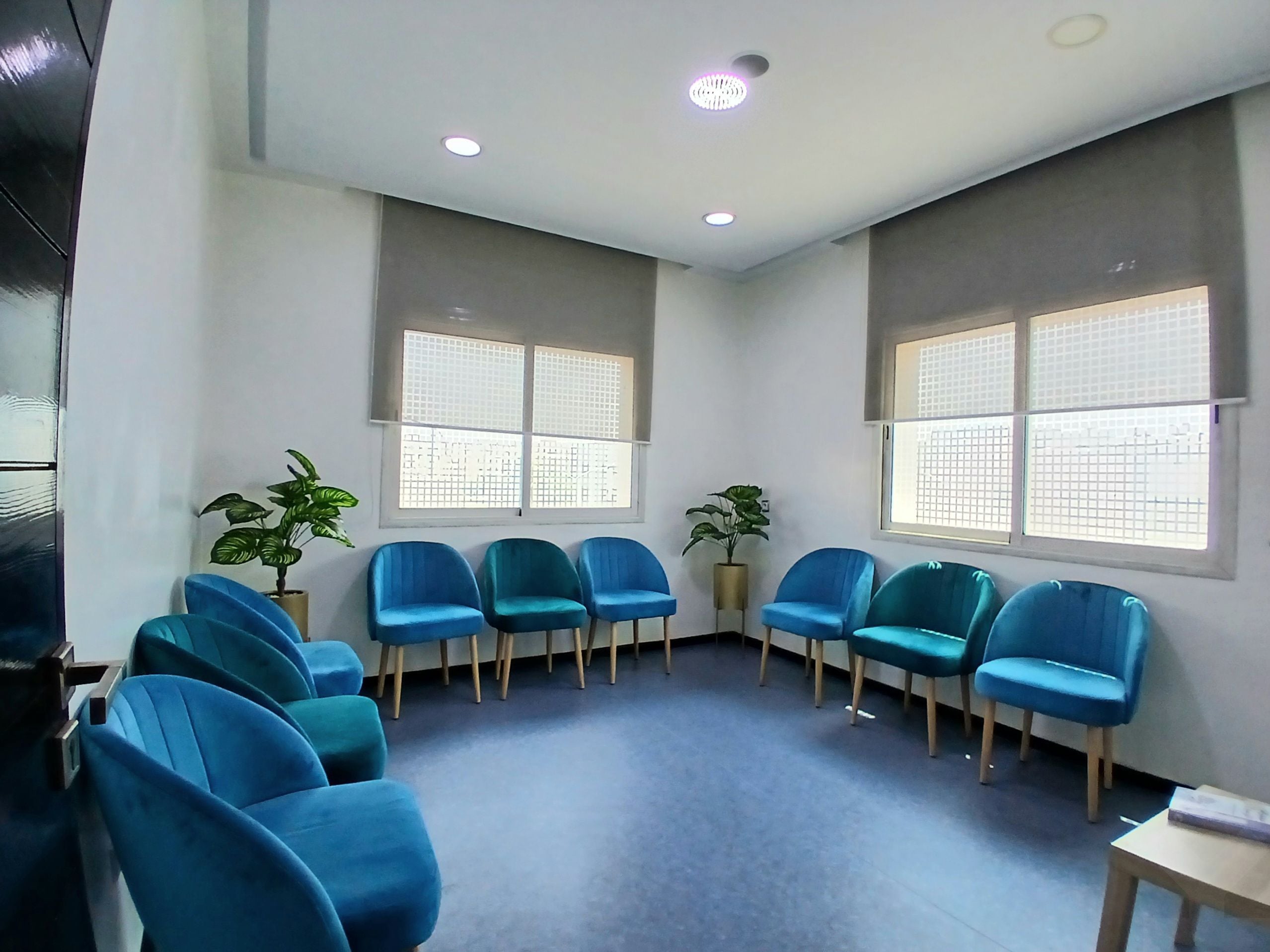 Bureau 96 m² à Sidi Moumen — 2