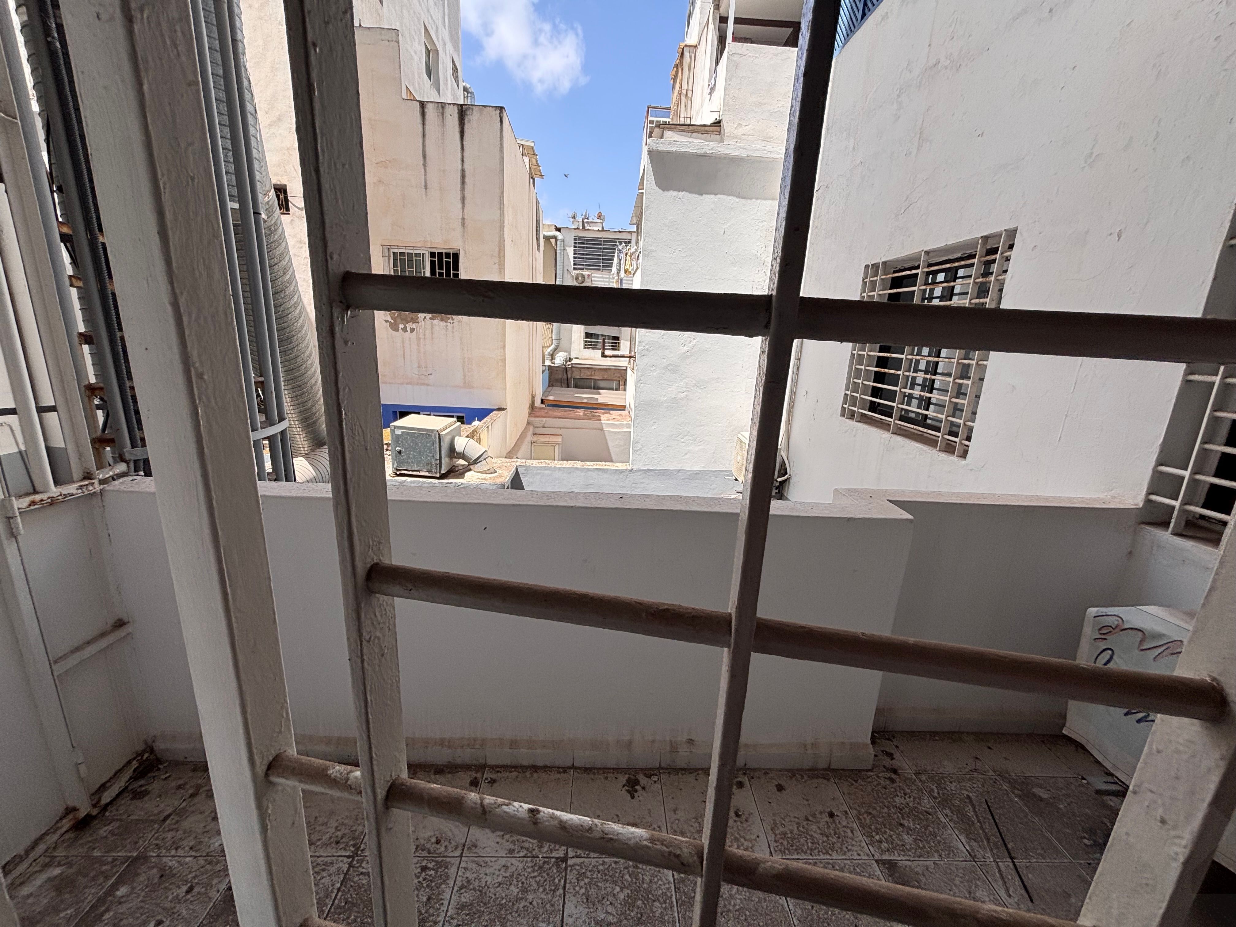 Bureau — Casablanca — 2