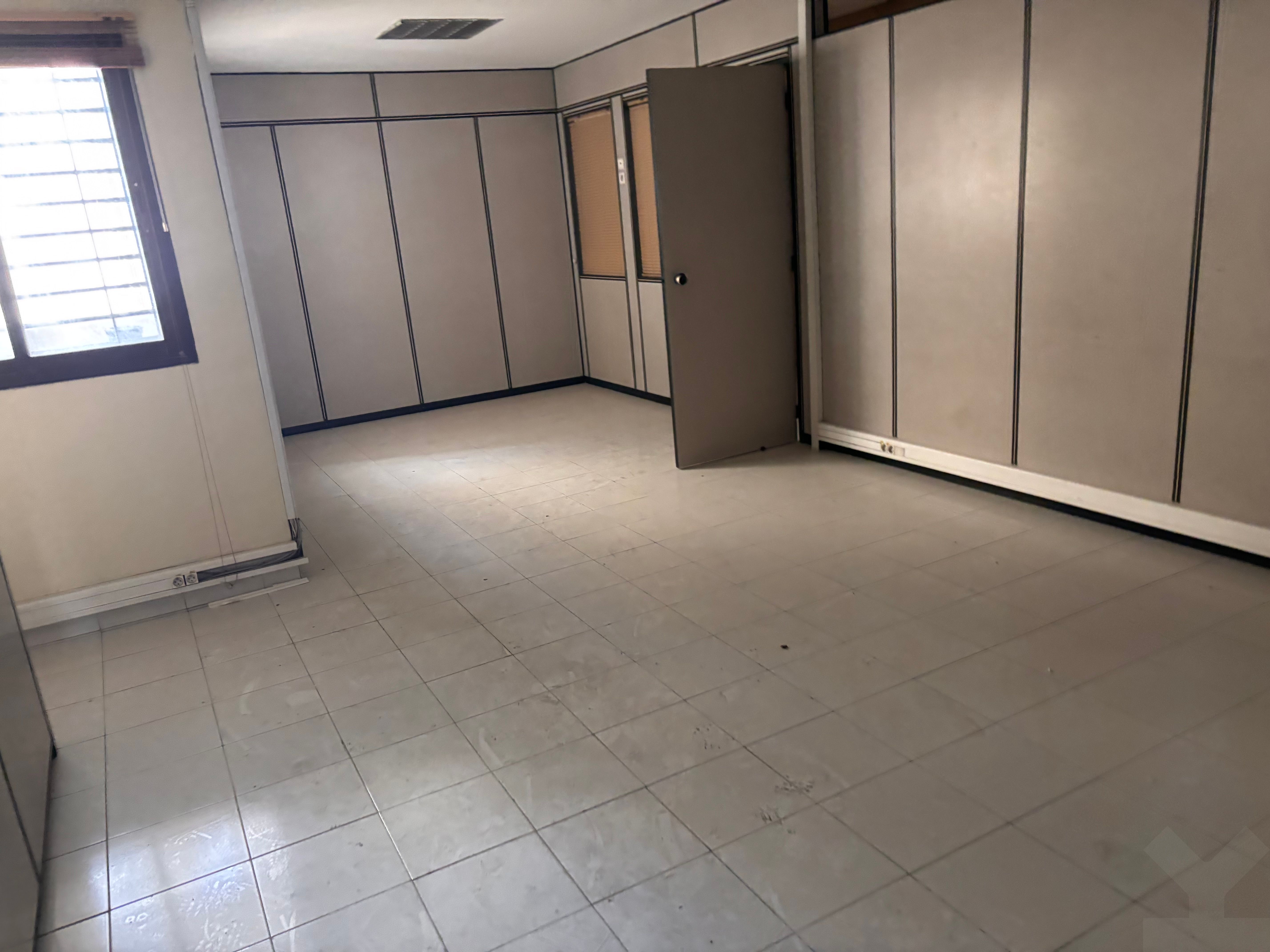 Bureau — Casablanca — 3