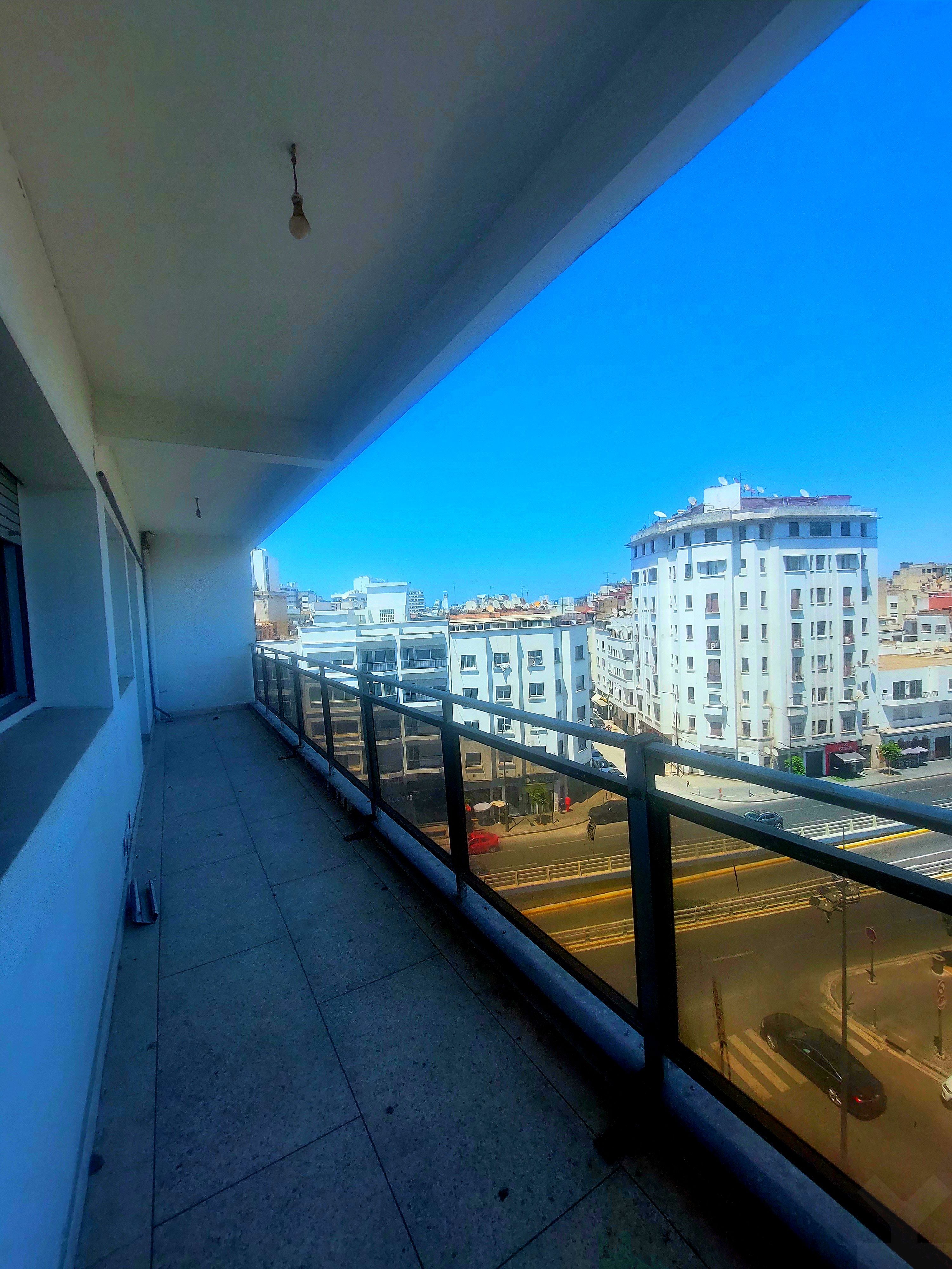 Bureau — Casablanca — 4