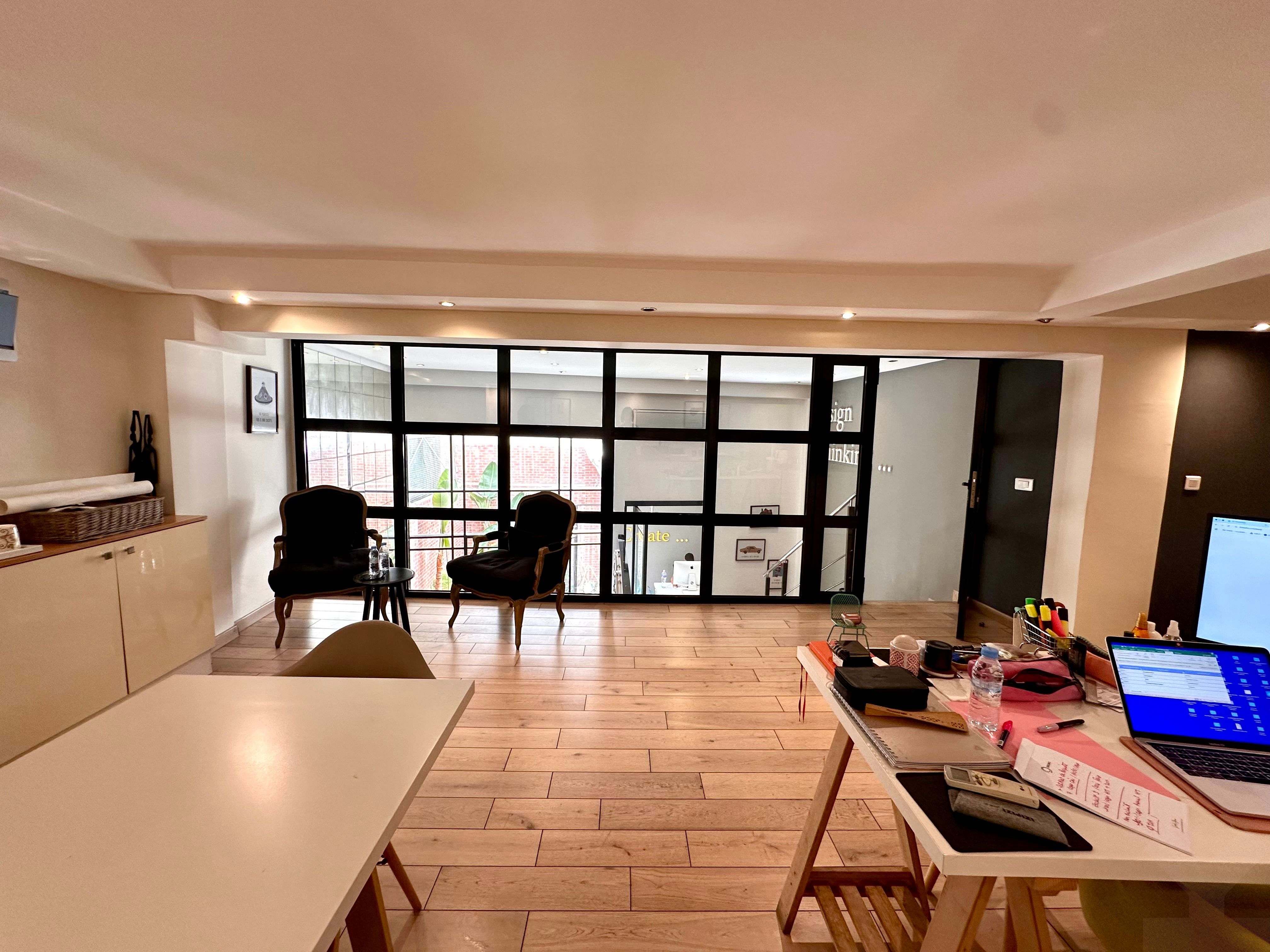 Bureau — Casablanca — 3