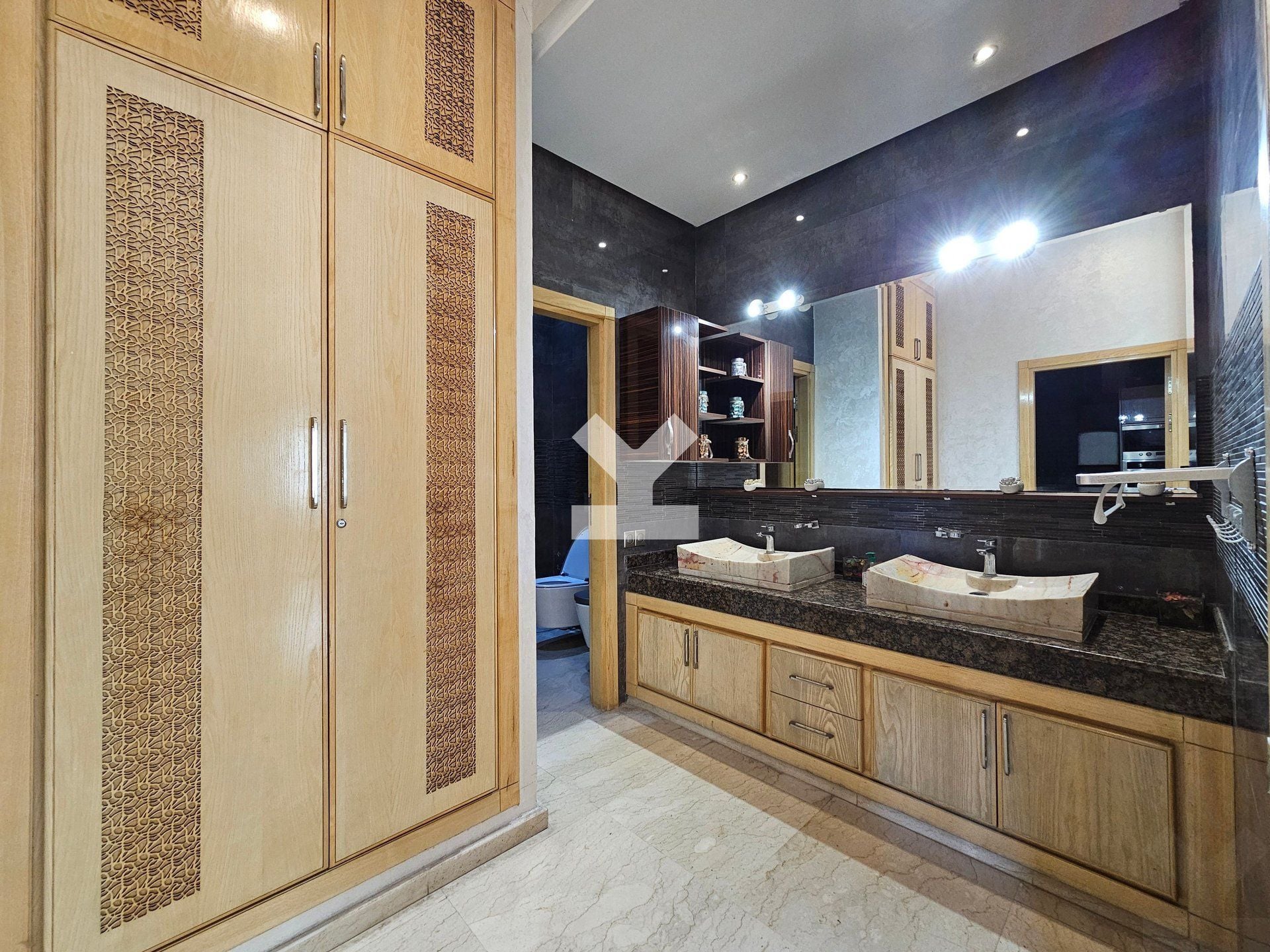 Villa 787 m² à Polo (Maarif) — 31
