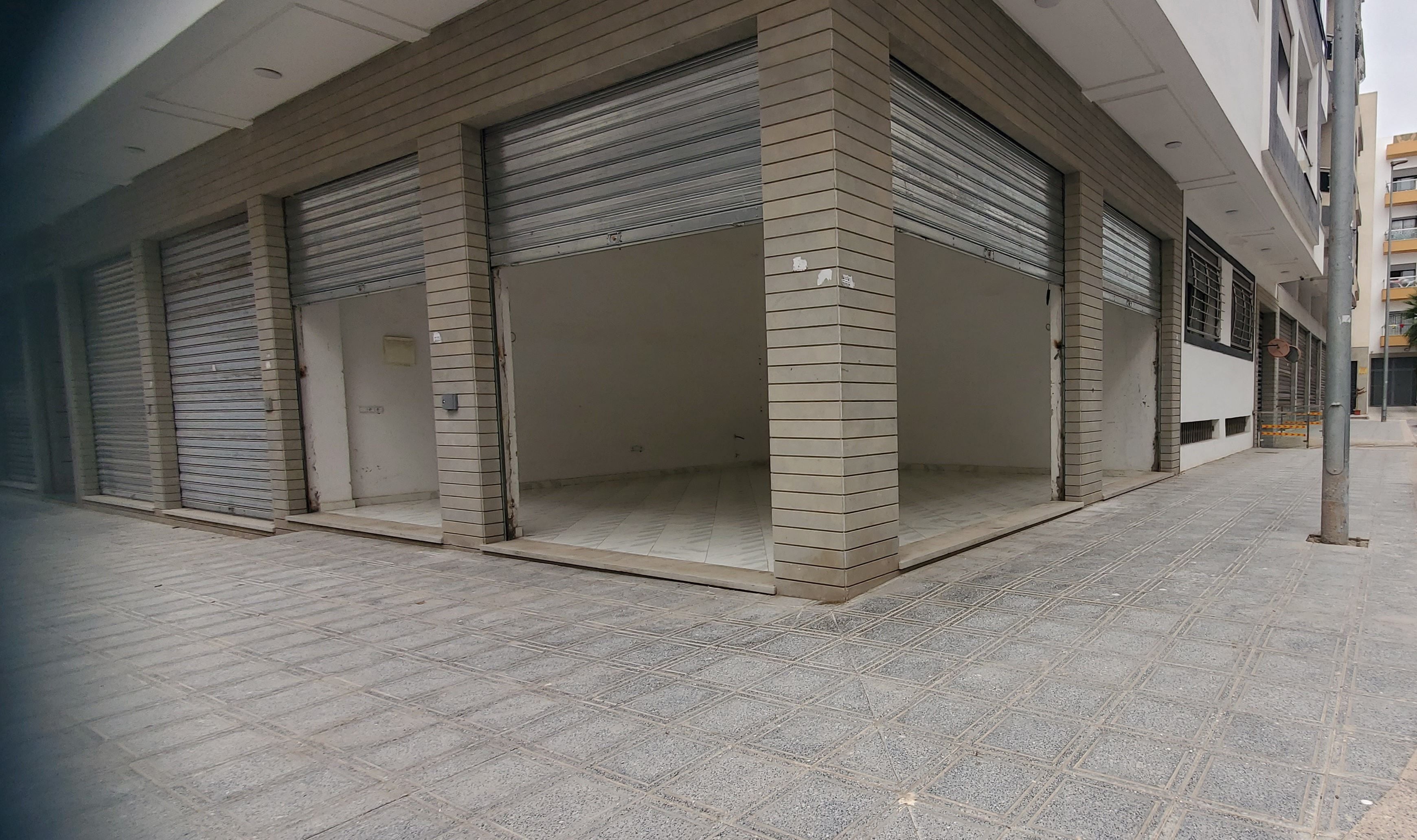 Local commercial — Casablanca — 5
