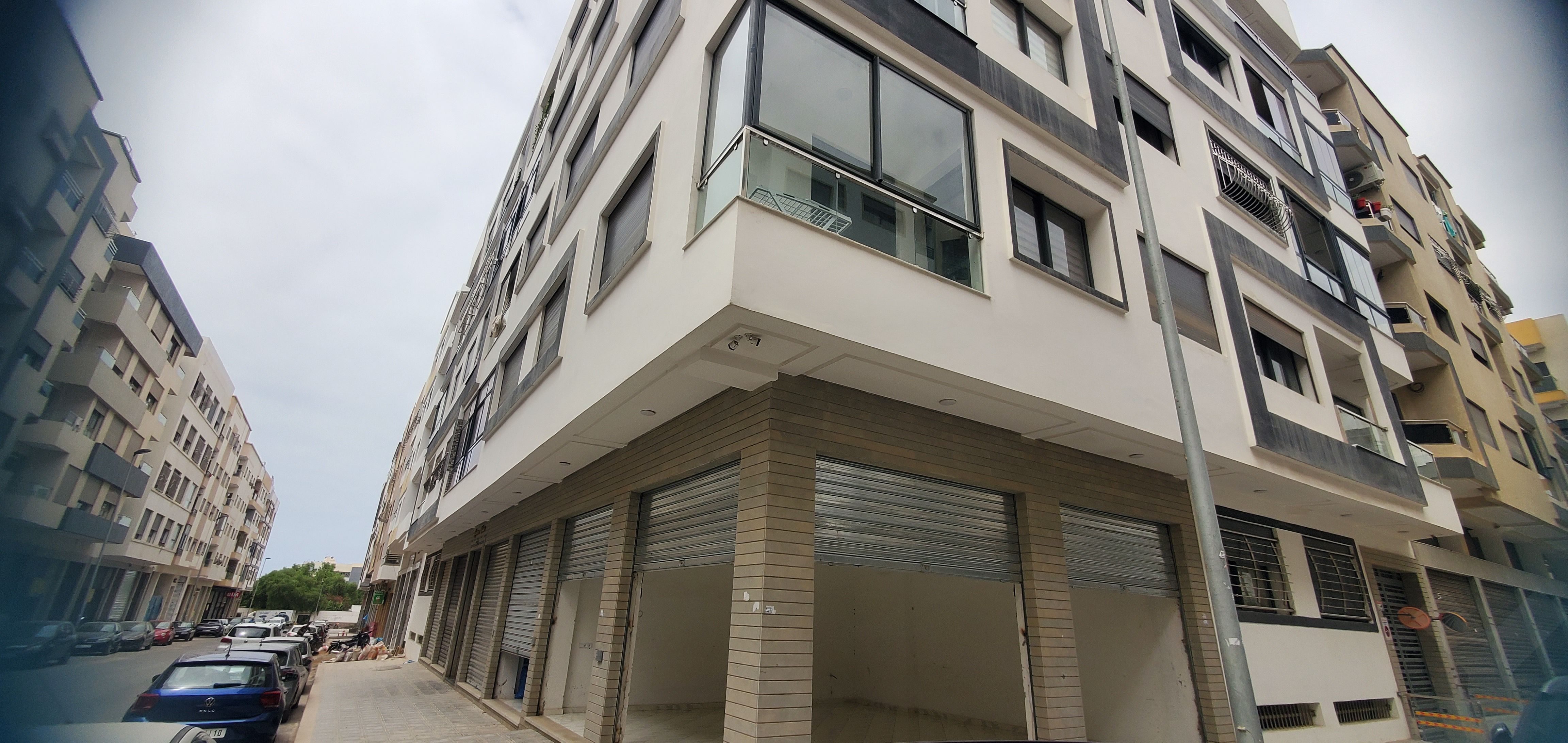 Local commercial — Casablanca