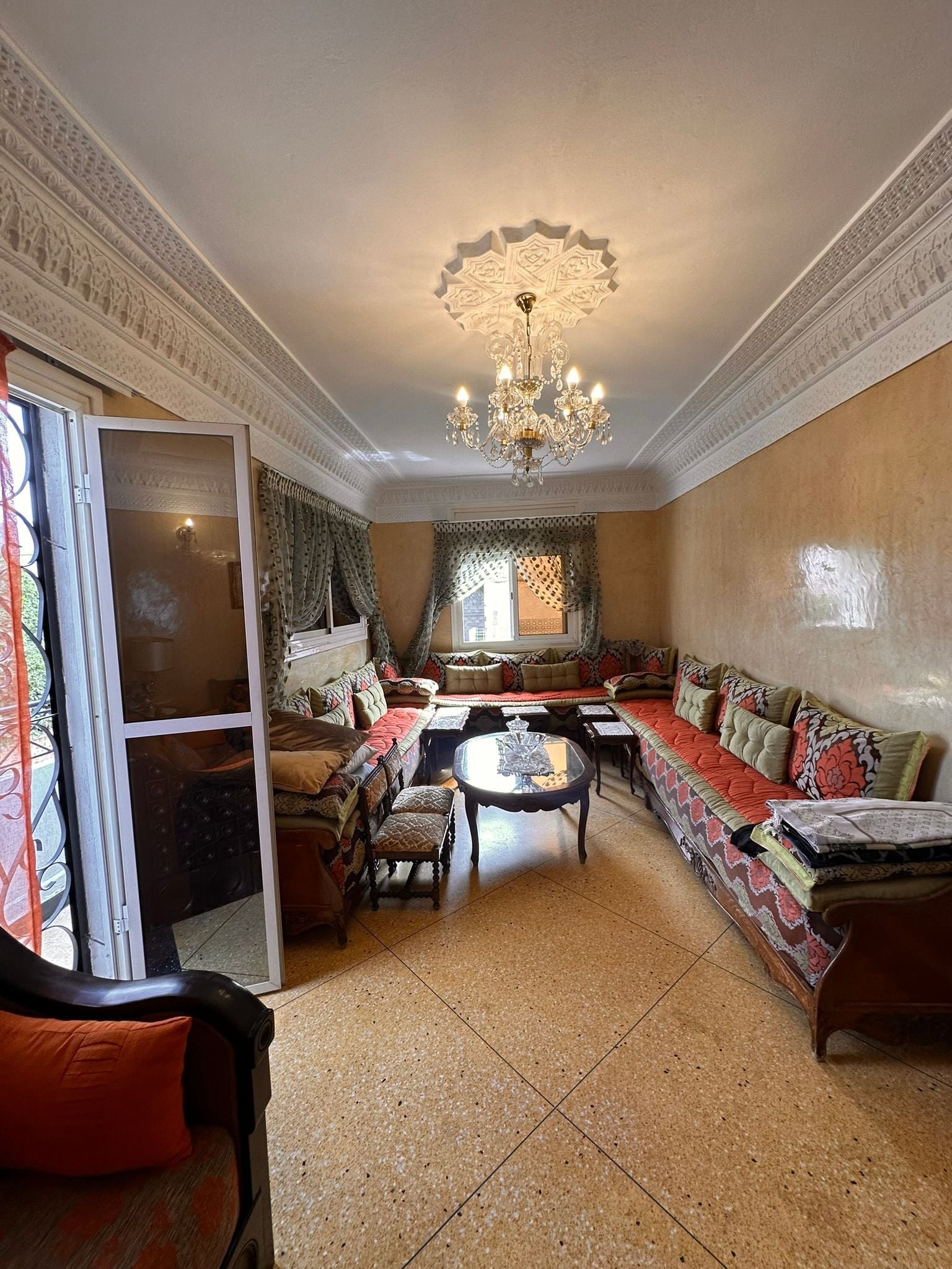 Villa 241 m² f Longchamps — 23