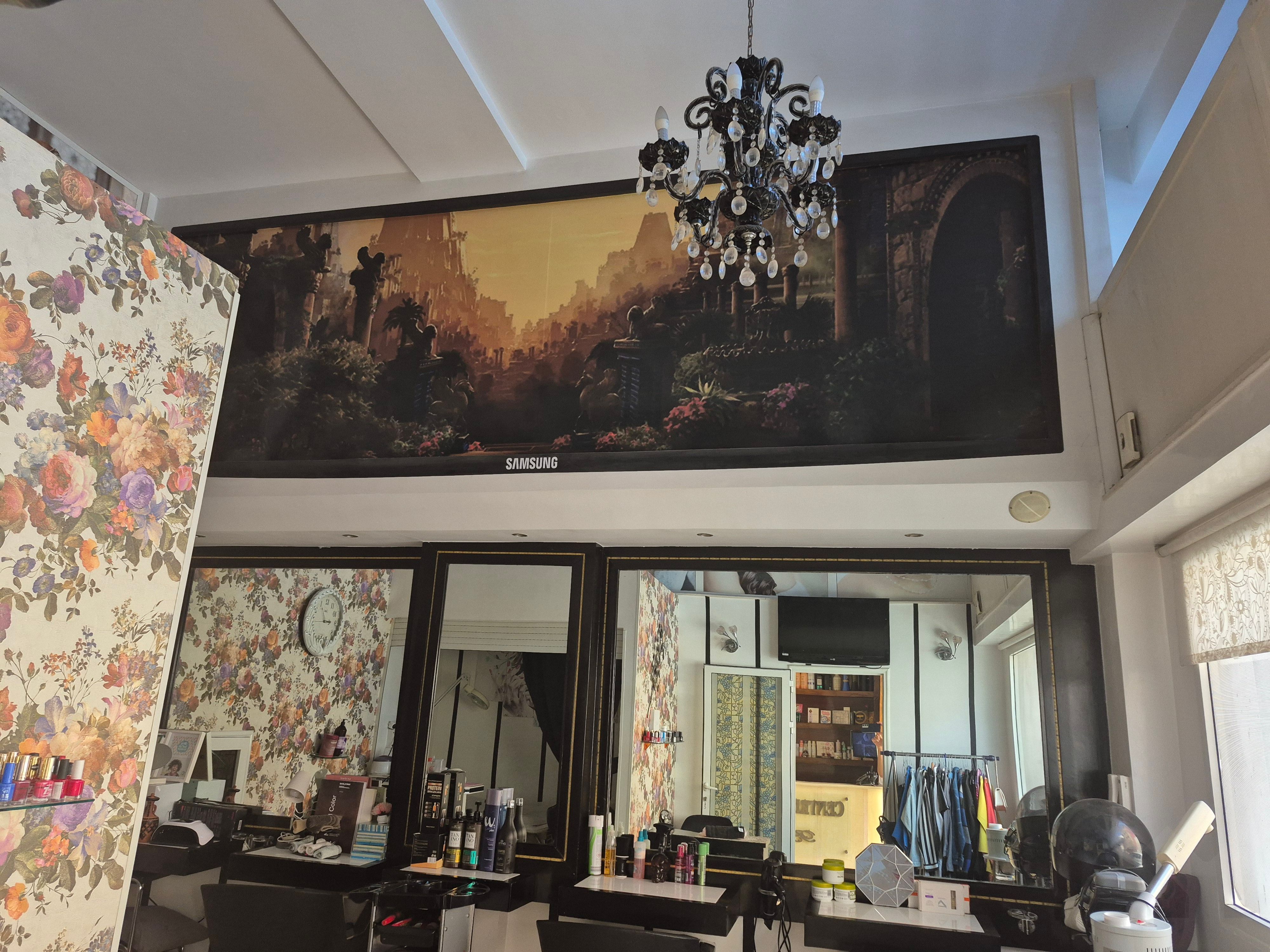 Local commercial — Casablanca — 4
