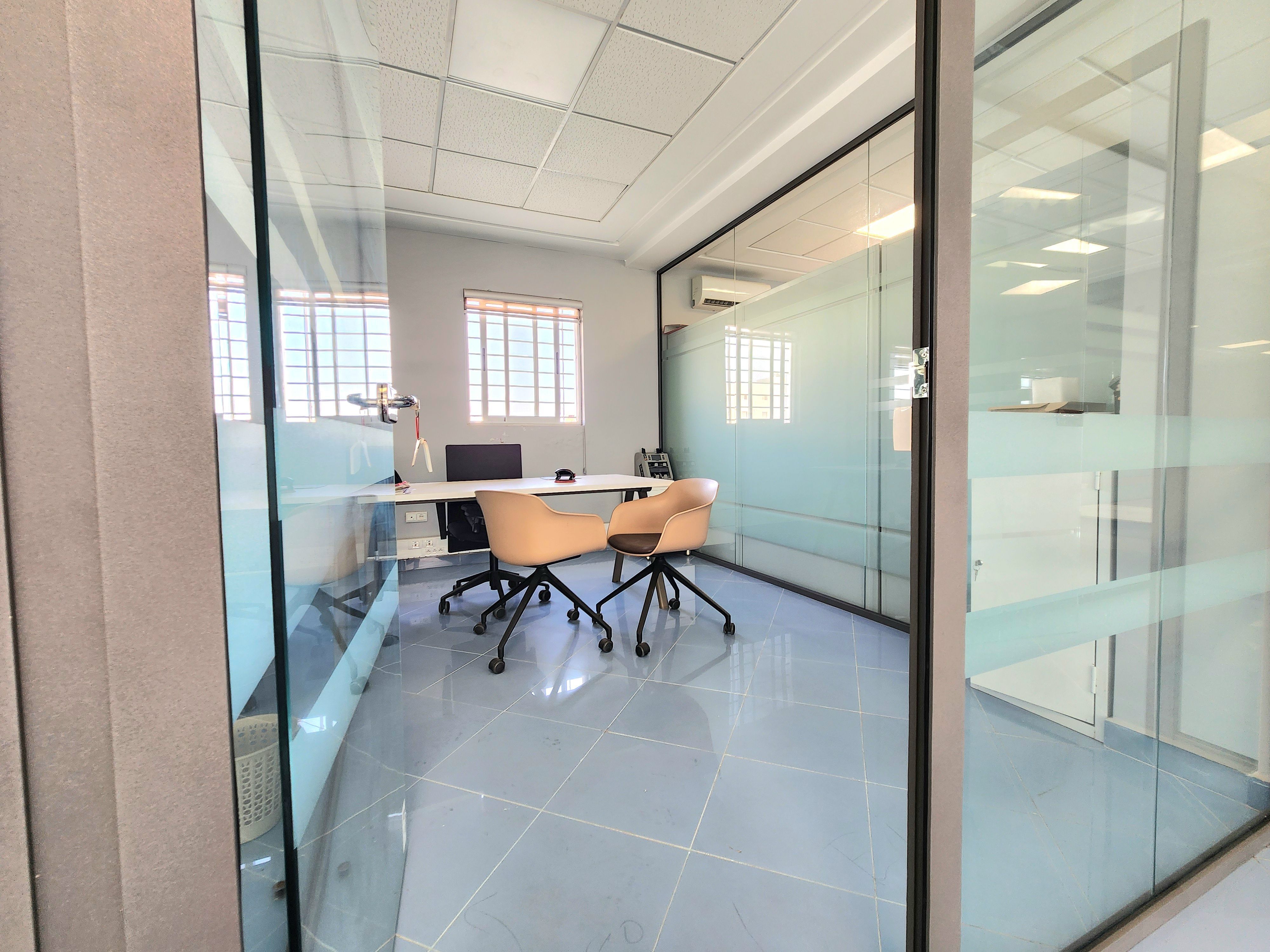 Local commercial 1101 m² f Alsace Loraine — 9