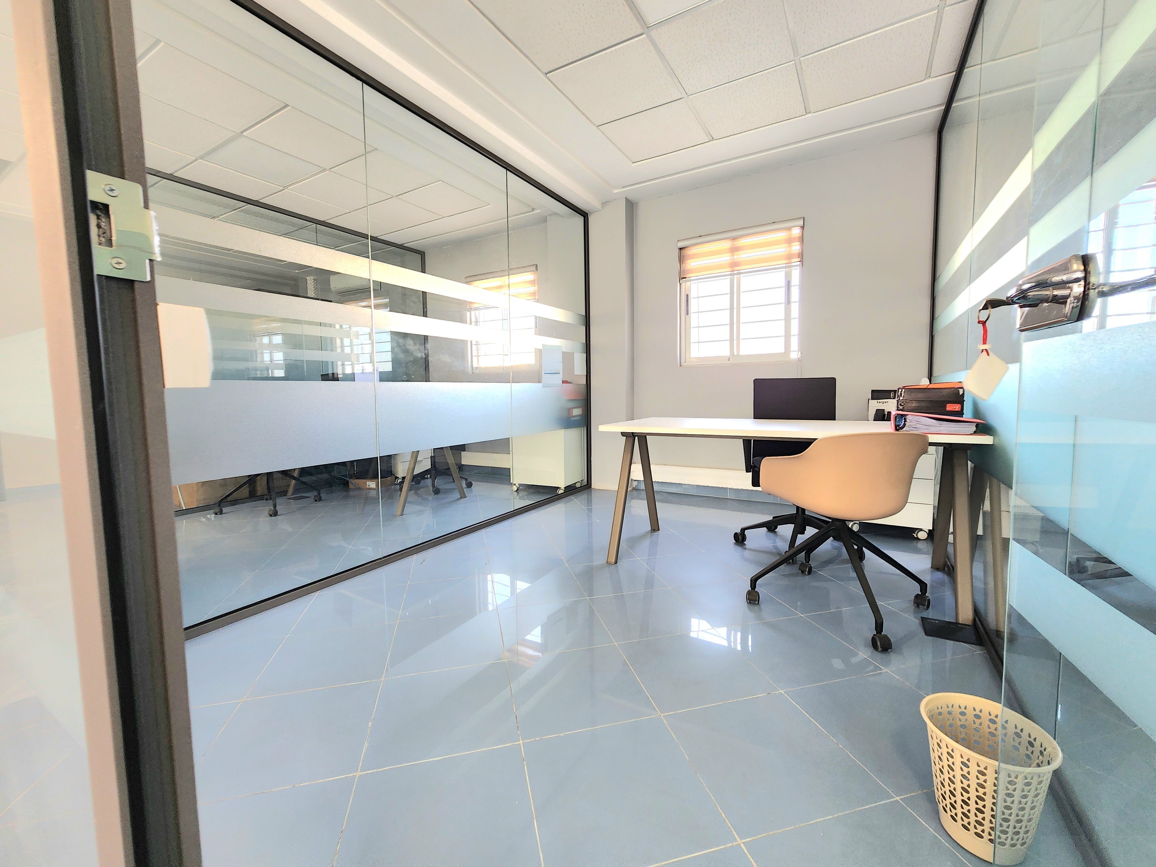 Local commercial 1101 m² f Alsace Loraine — 10