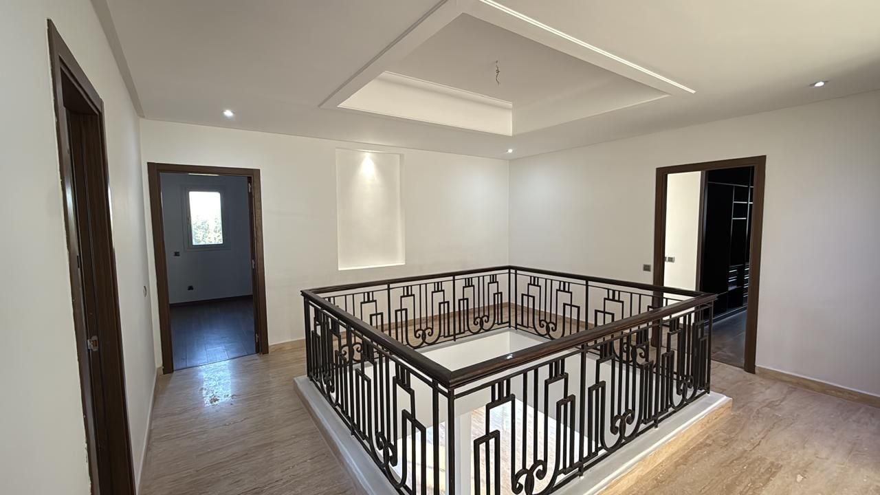 Villa 380 m² à Bouskoura — 45
