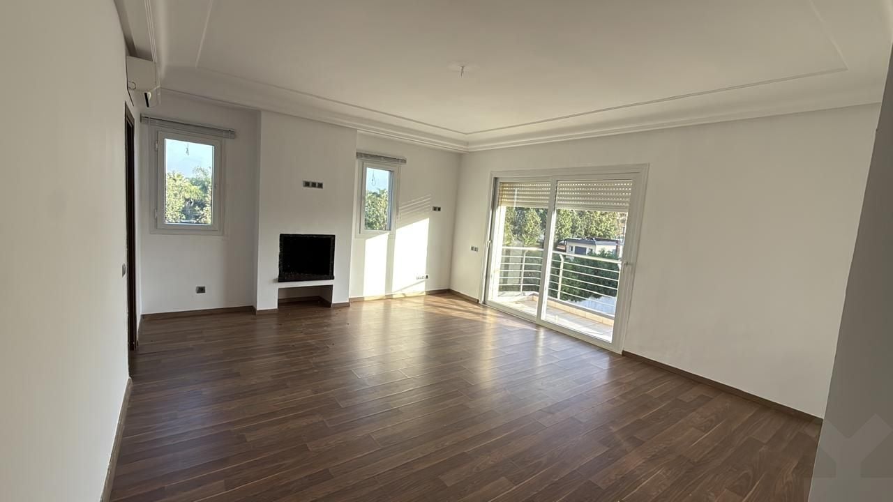 Villa 380 m² à Bouskoura — 48