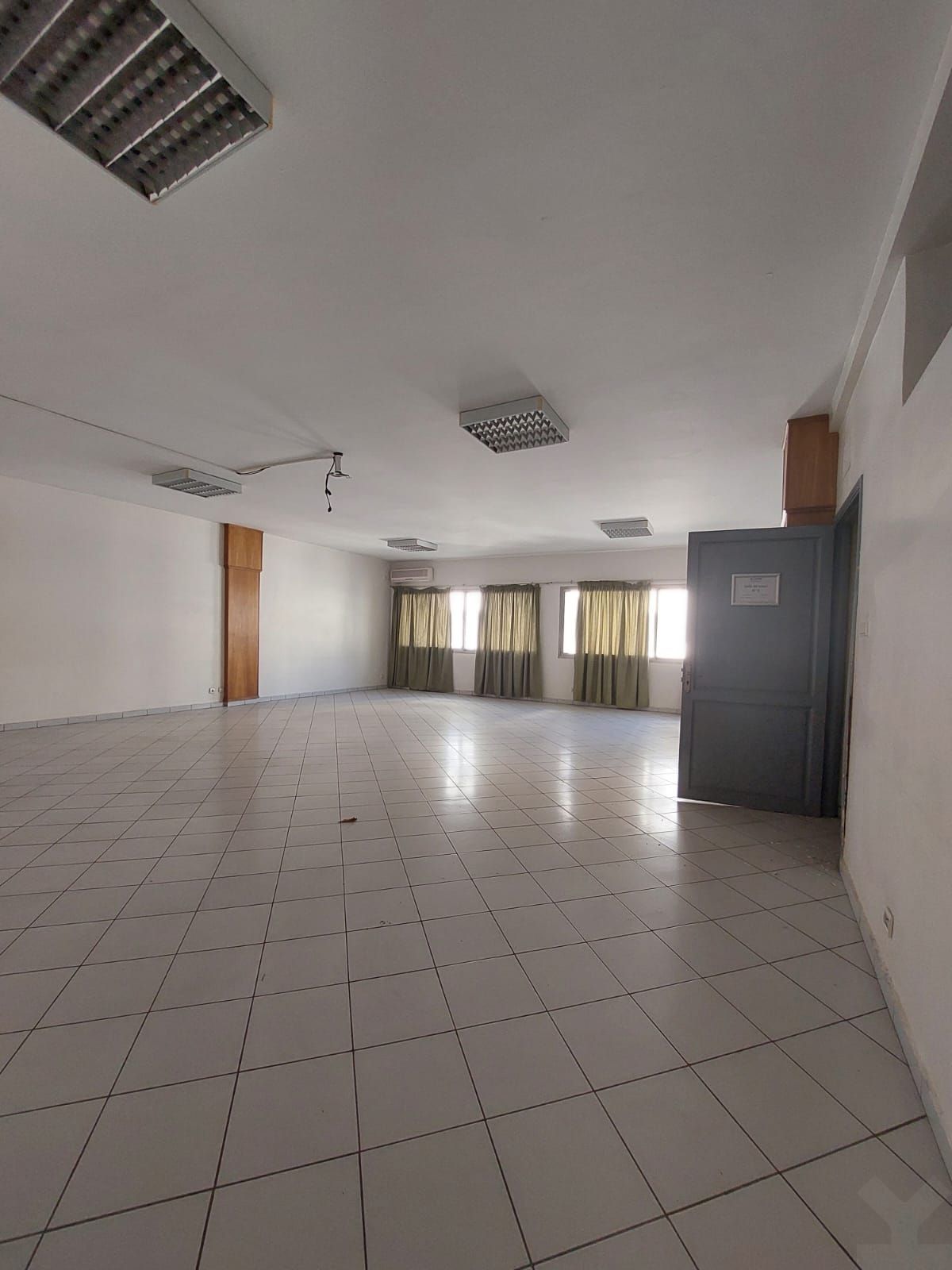 Bureau — Casablanca — 6