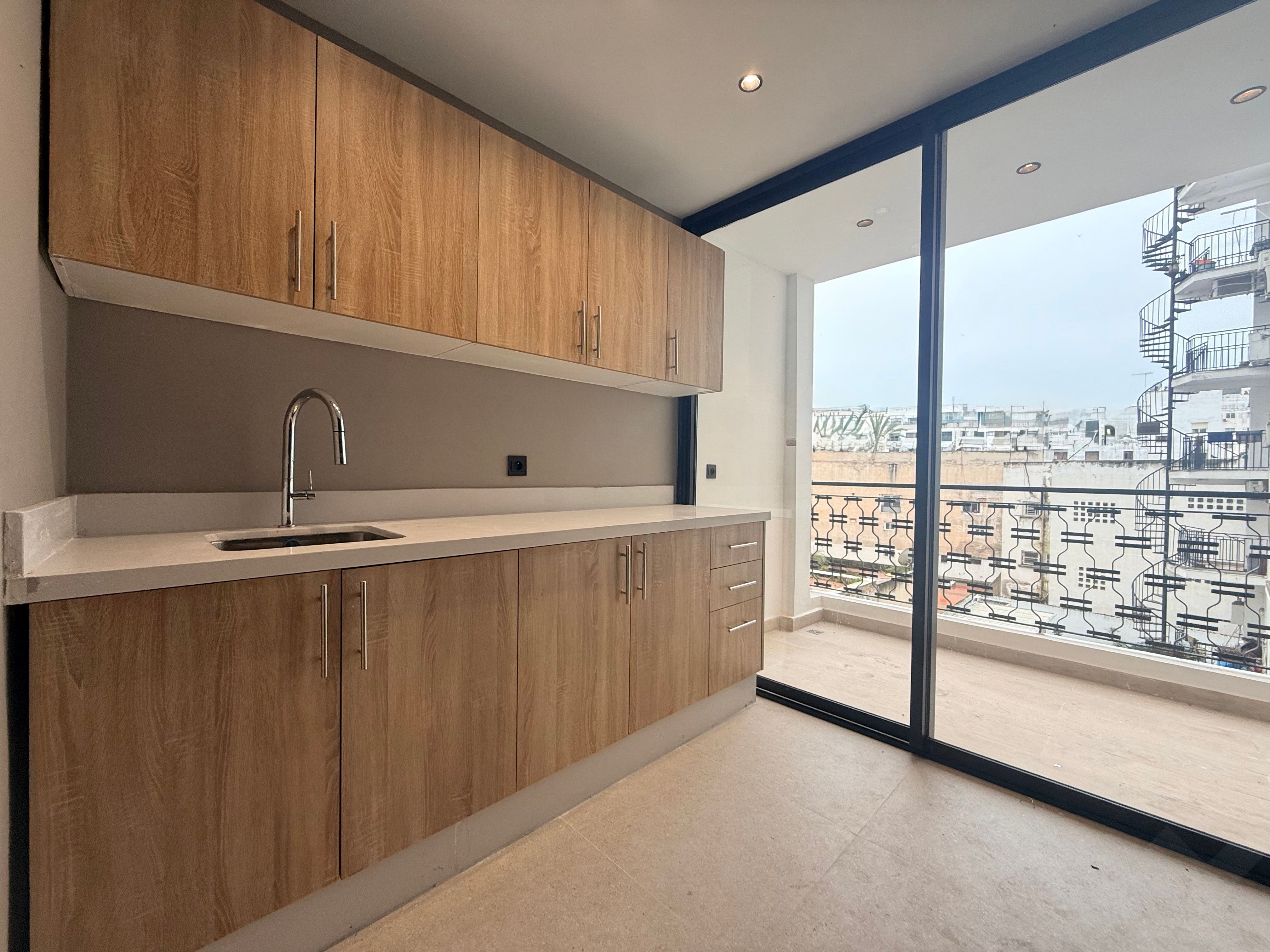 Bureau — Casablanca — 4