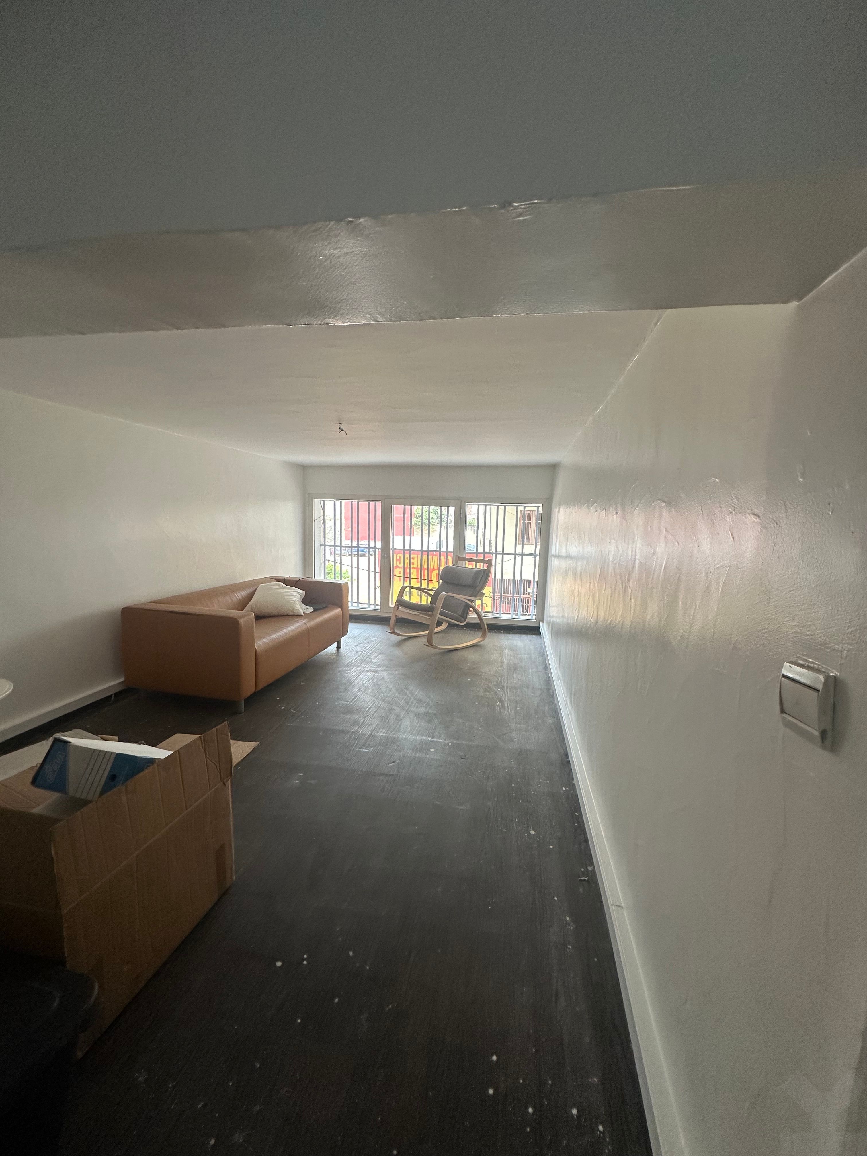 Local commercial 296 m² f Beausejour — 8