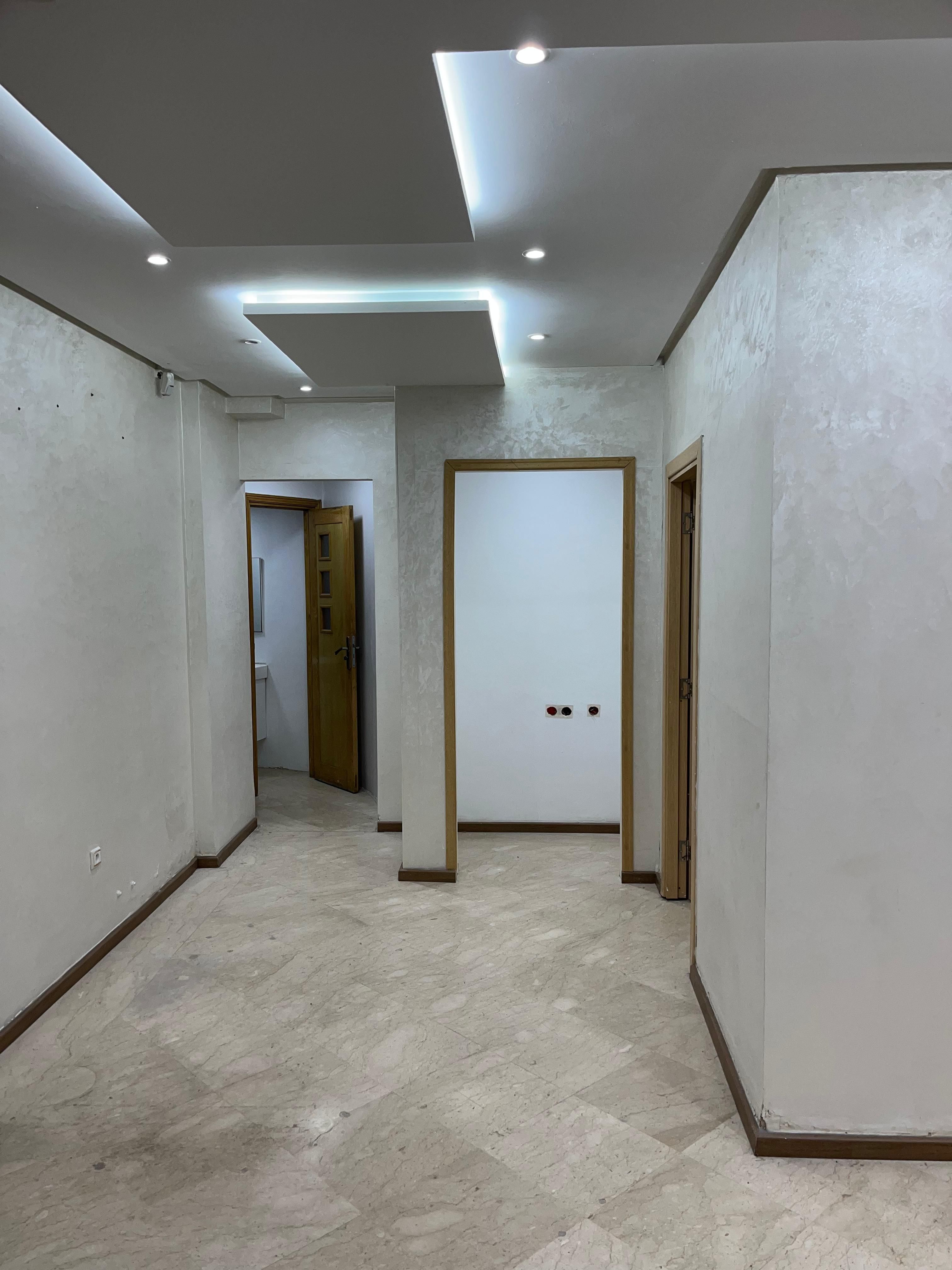 Local commercial — Casablanca — 3