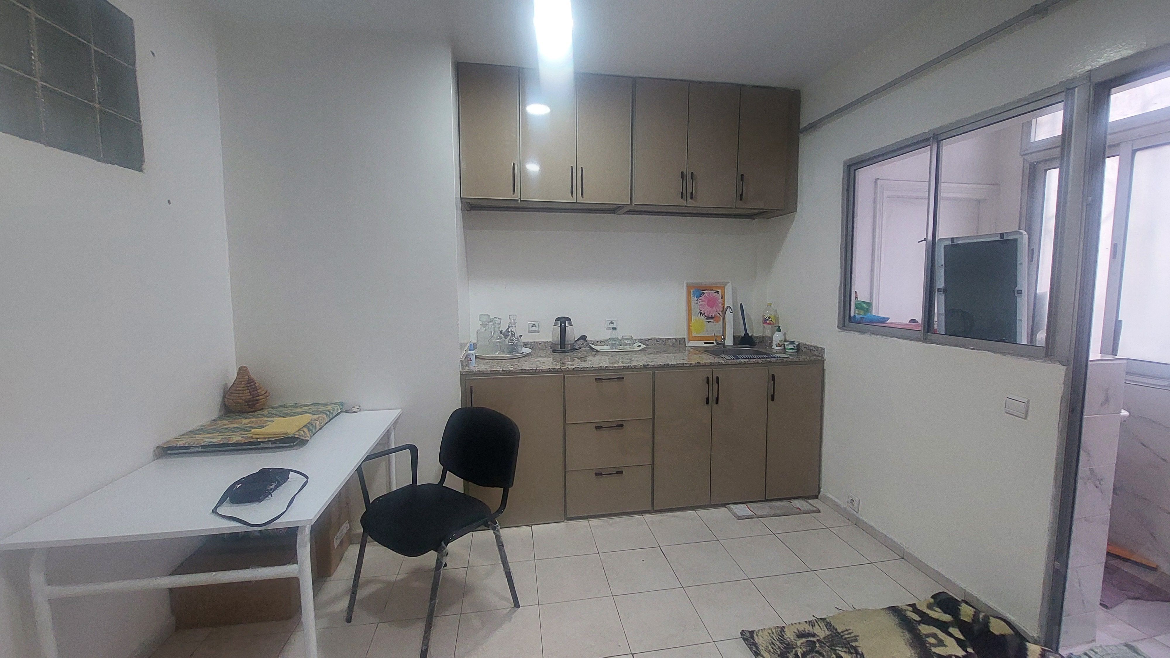 Bureau 145 m² f Belvedere (Roches Noires) — 10