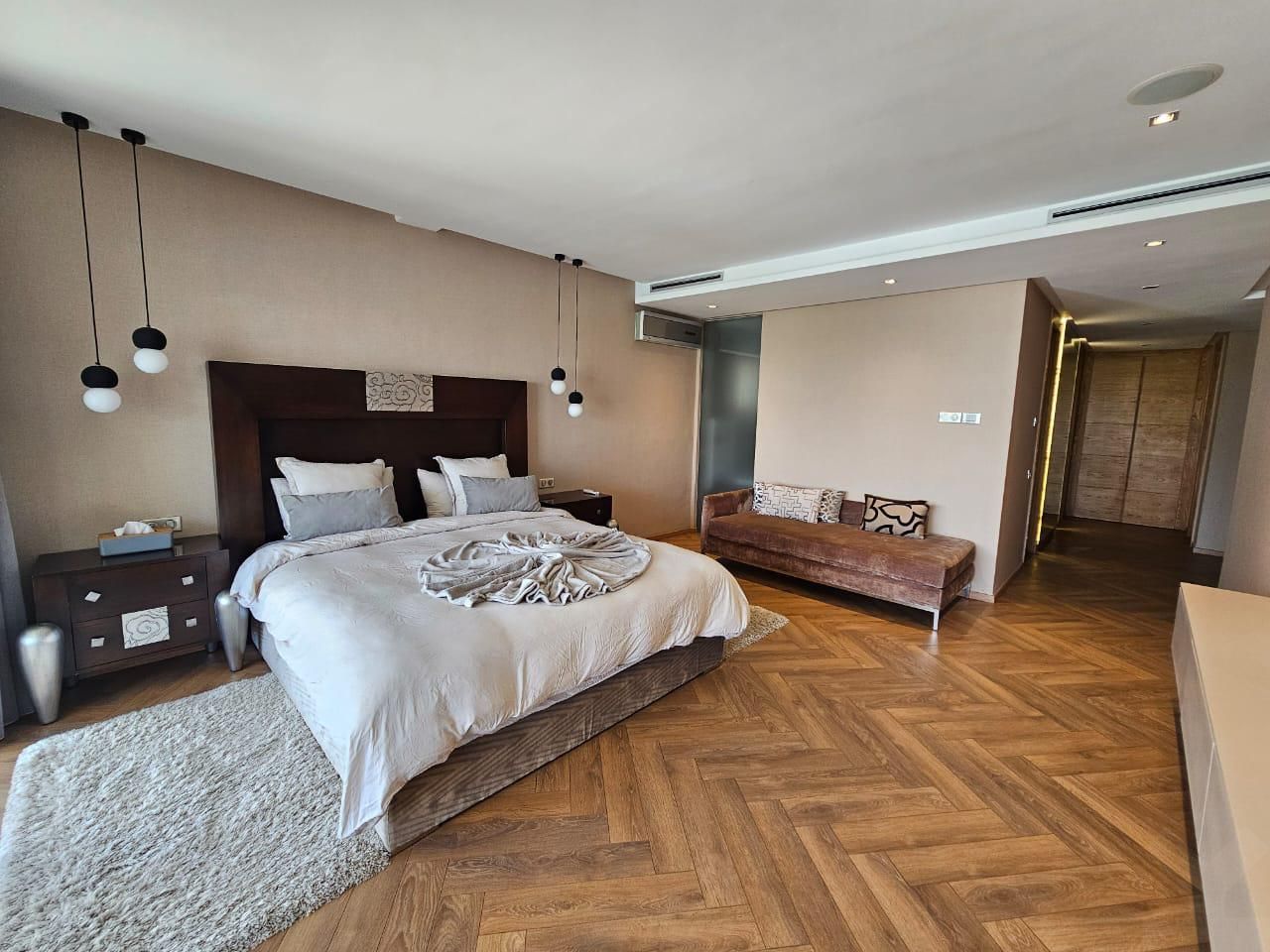 Villa 1093 m² à Ville Verte — 10