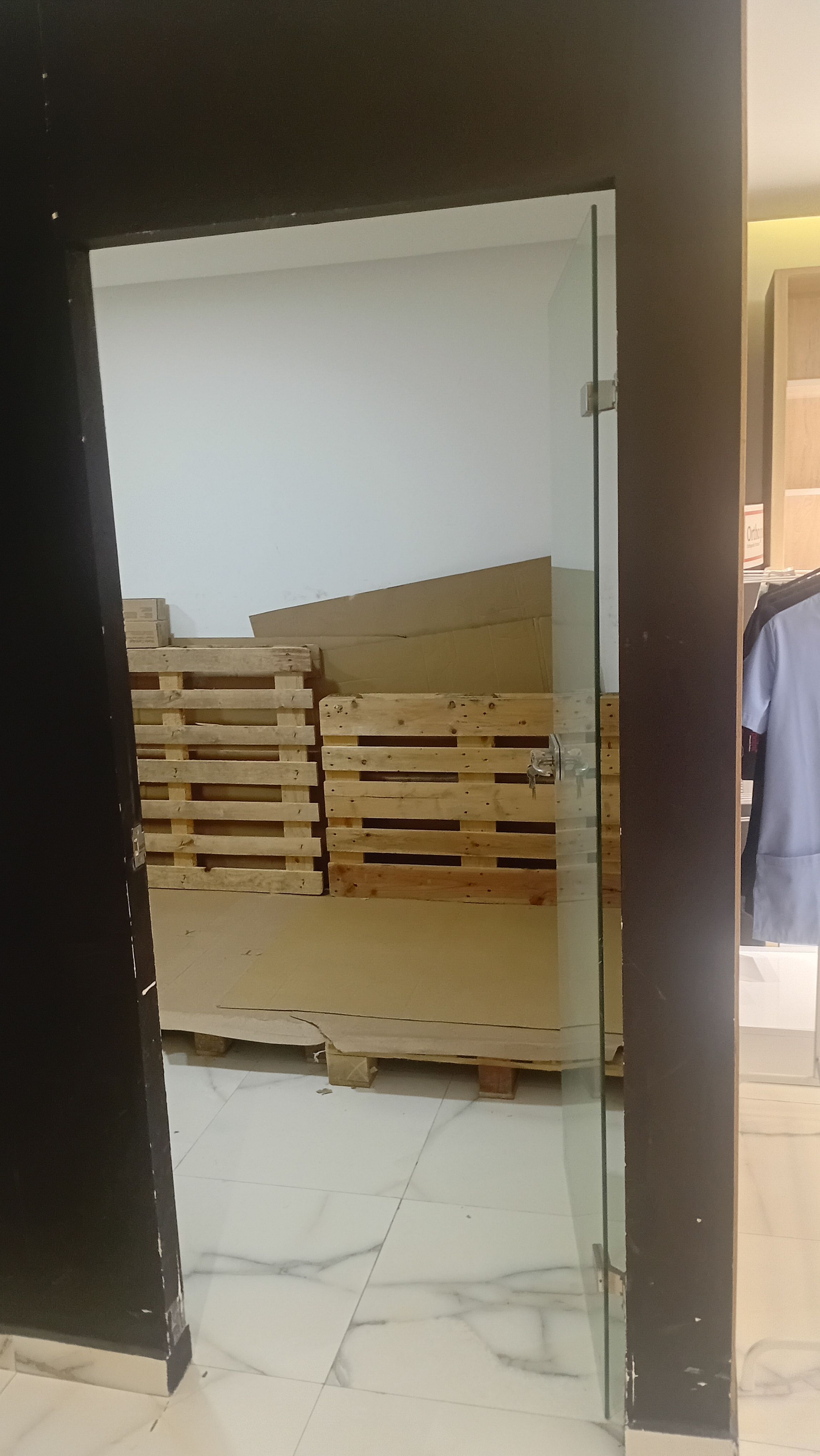 Local commercial — Casablanca — 4