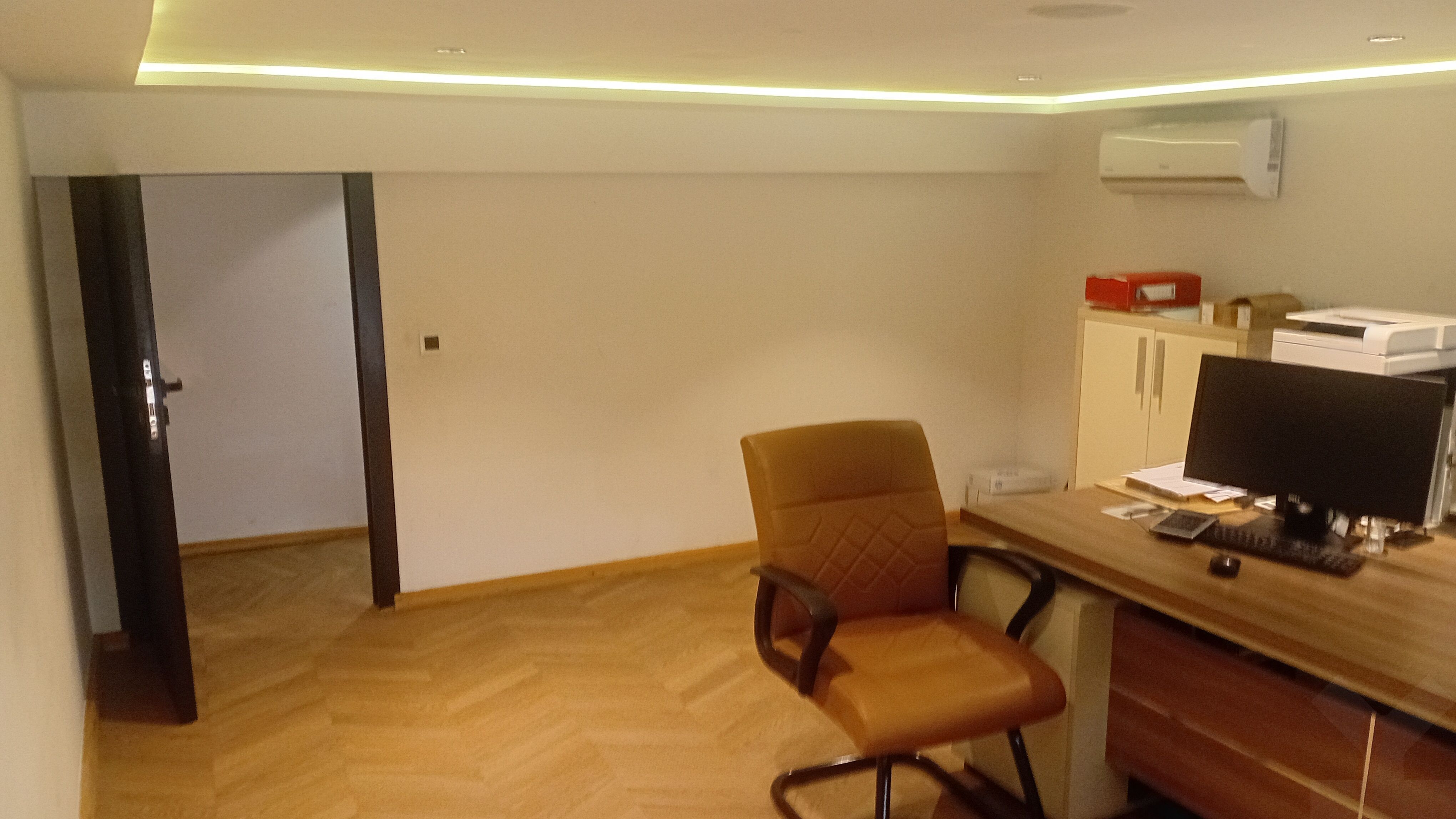 Local commercial 115 m² à Hopitaux — 10