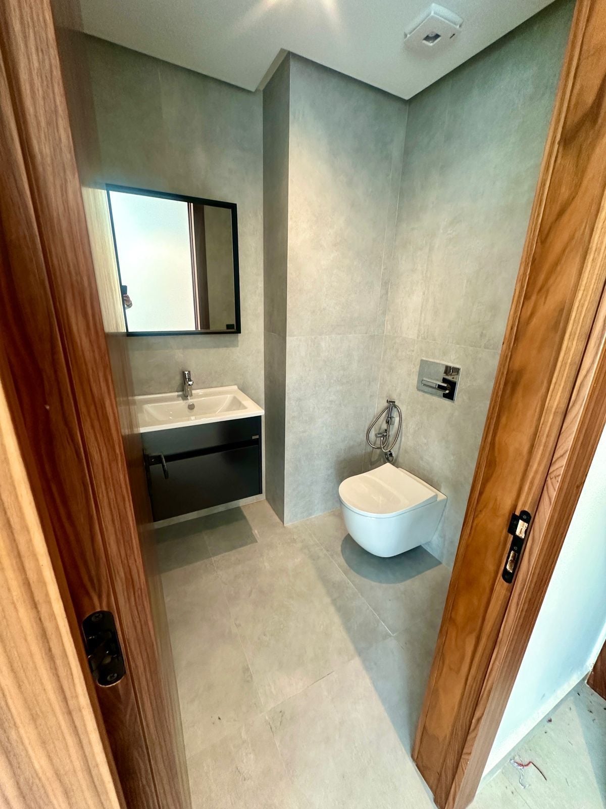 Bureau 66 m² à Franceville — 4