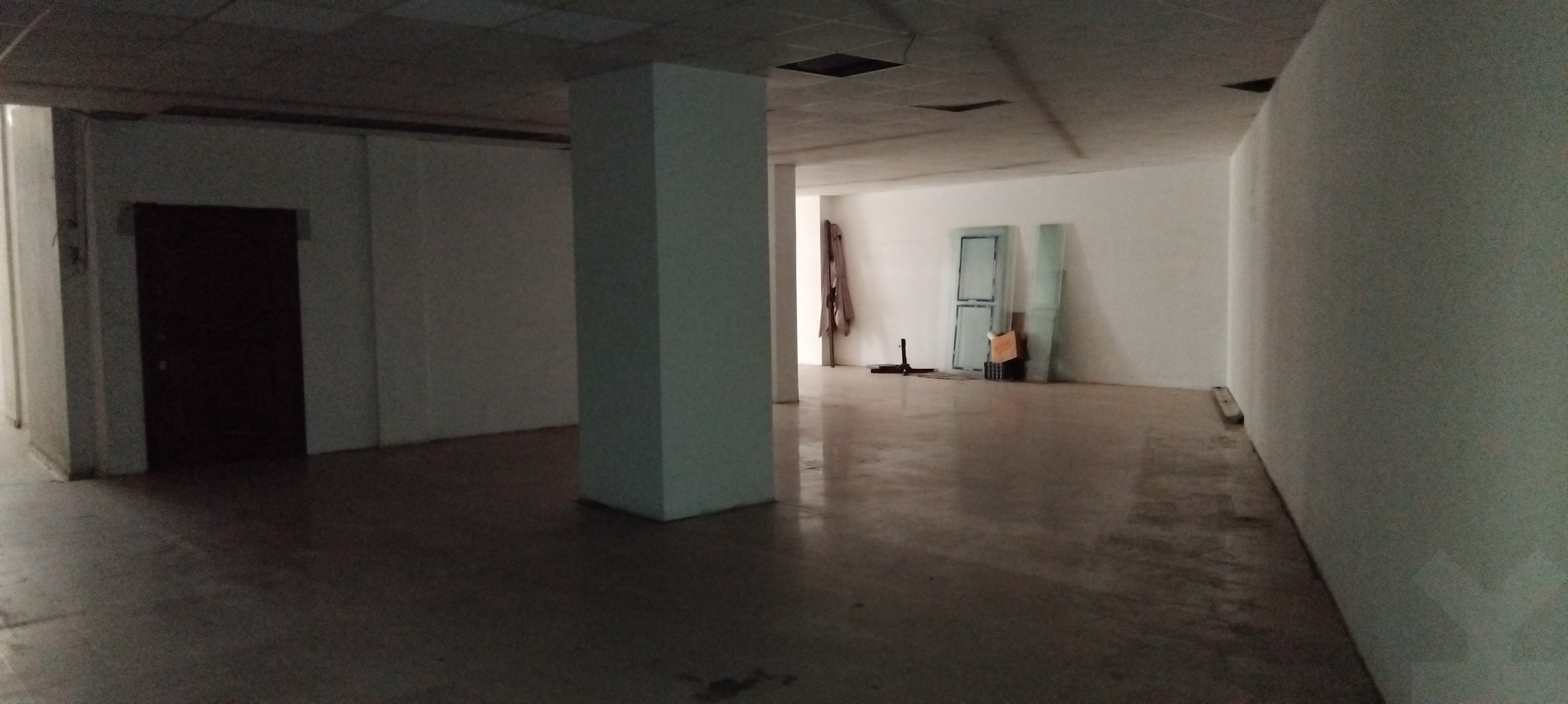 Local commercial — Casablanca — 5
