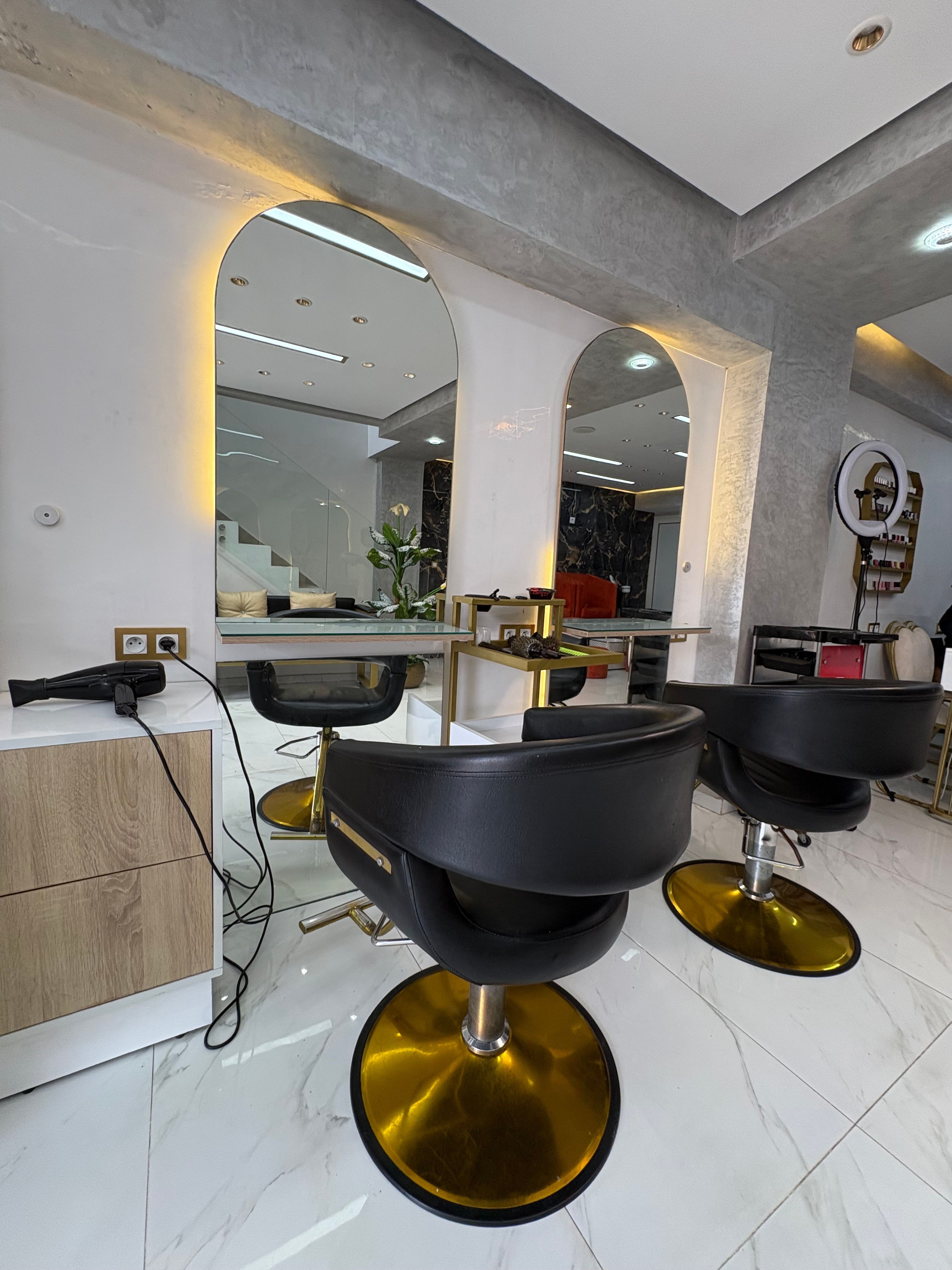Local commercial — Casablanca — 4