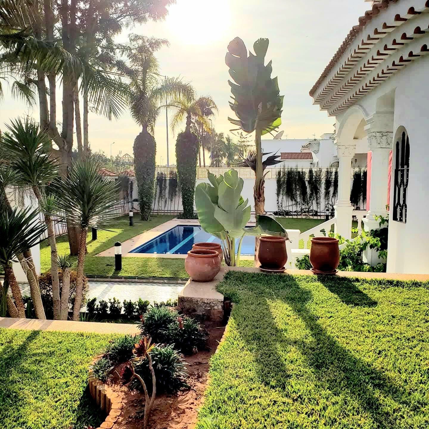Villa — Casablanca