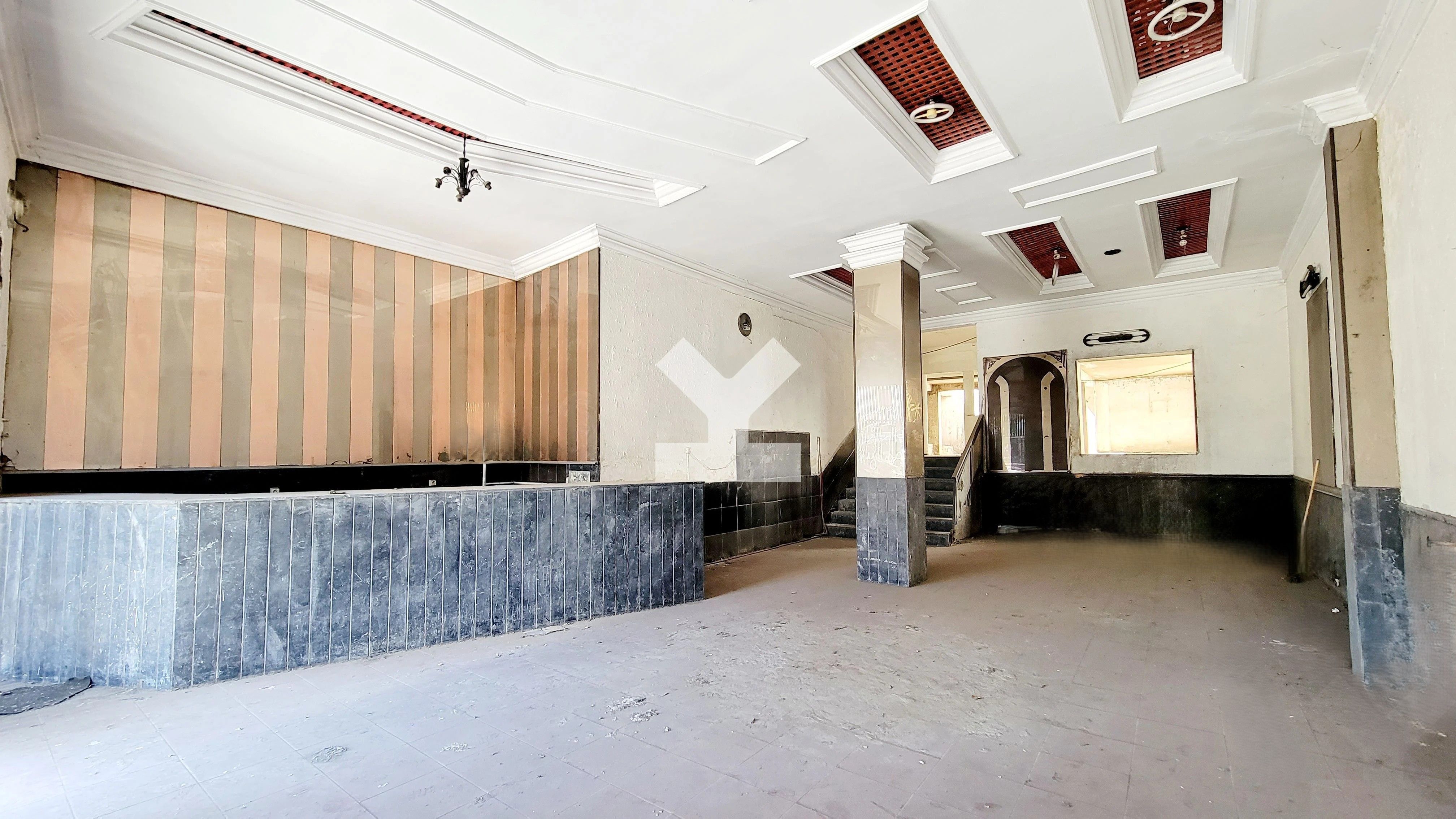 Local commercial 237 m² à Palmier (Maarif) — 9