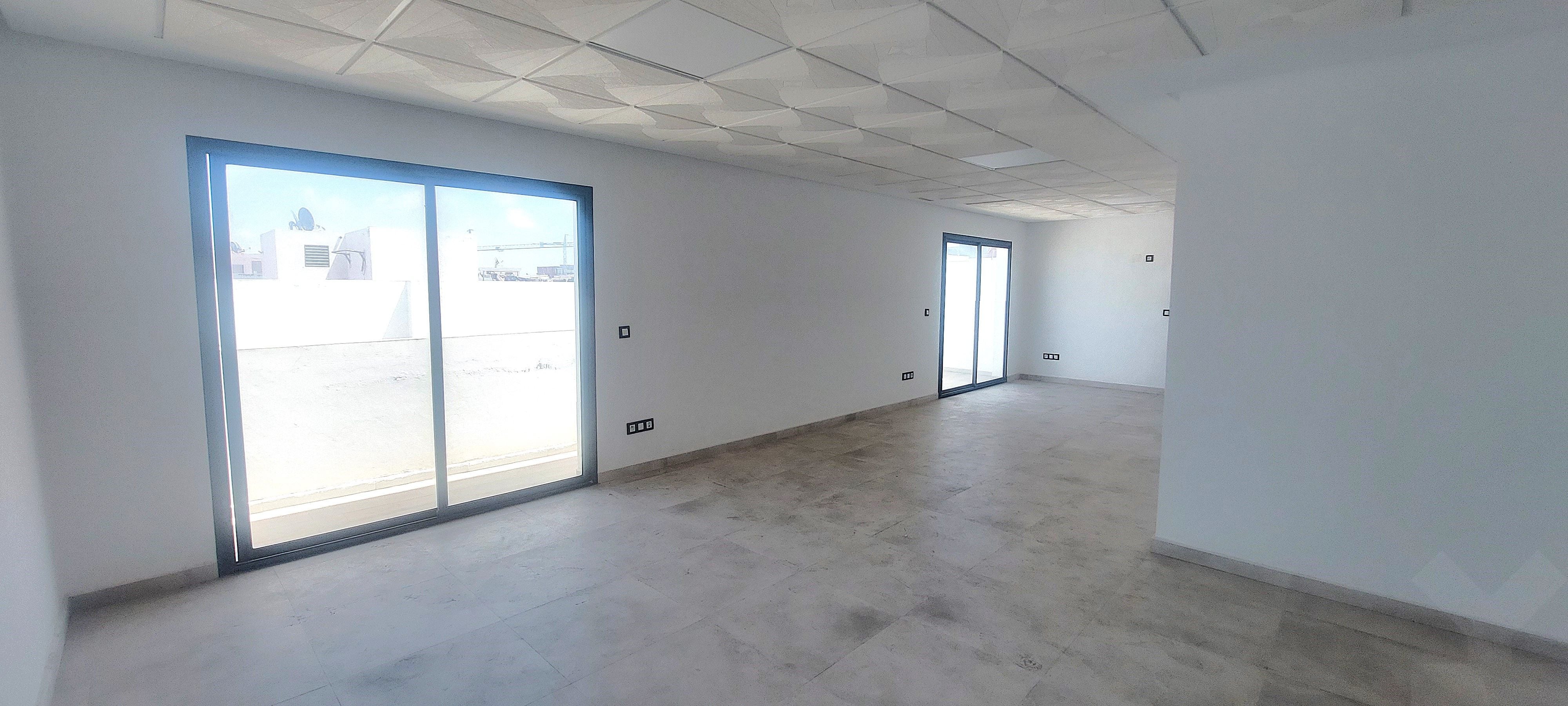 Bureau 57 m² à Zone Industrielle Ain Sebaa — 3