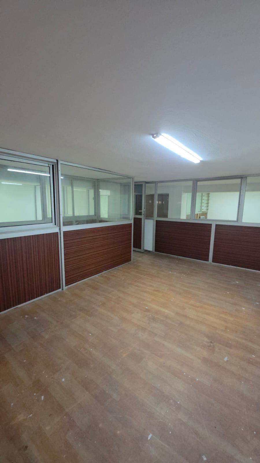 Local commercial 87 m² à Hopitaux — 5