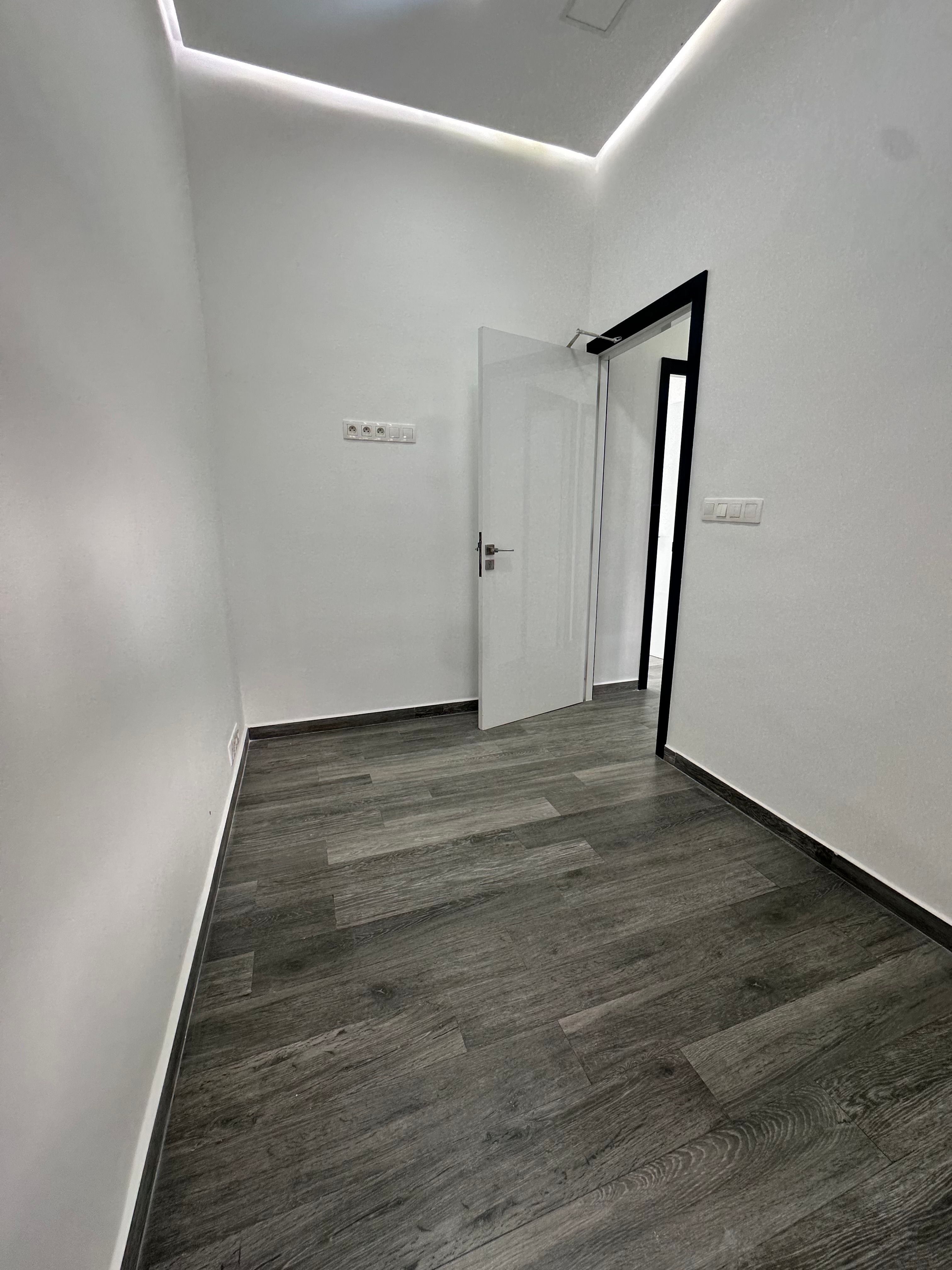 Bureau — Casablanca — 5