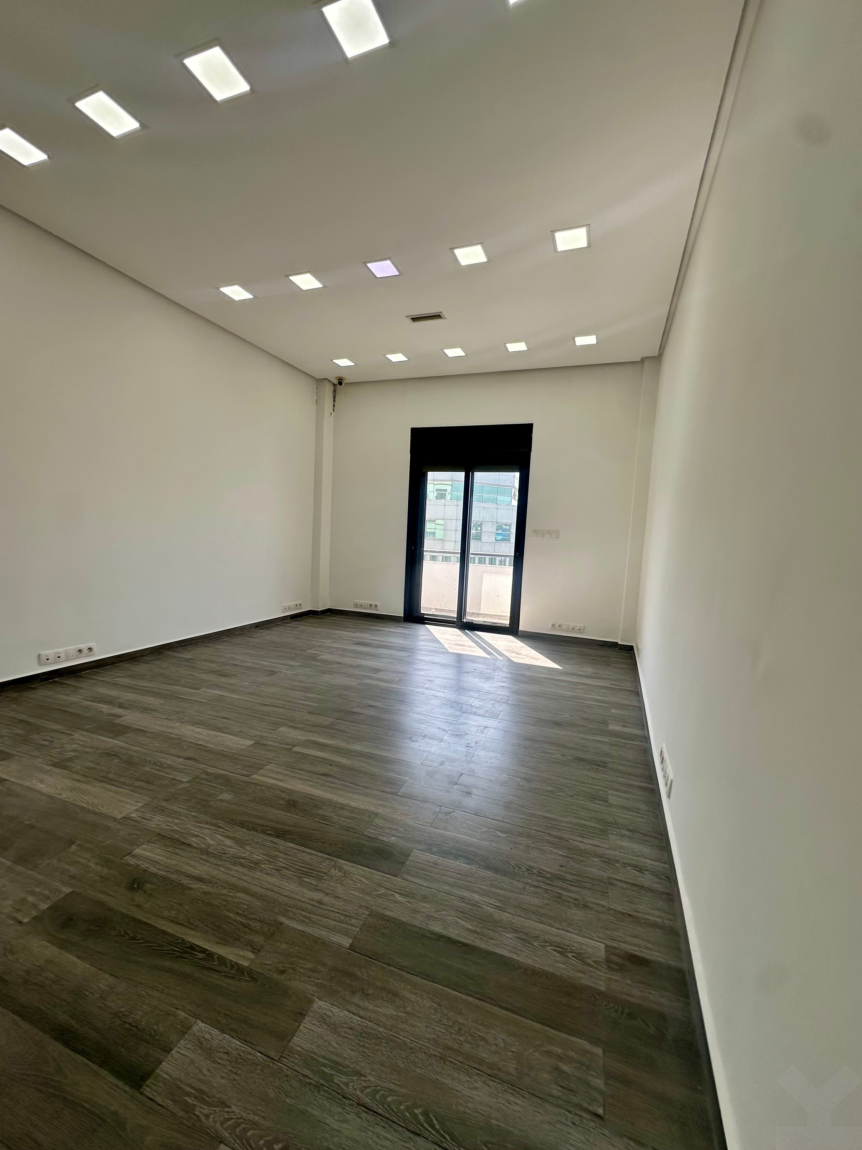 Bureau — Casablanca — 4