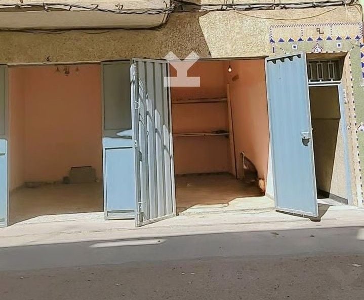 Local commercial — Casablanca — 4